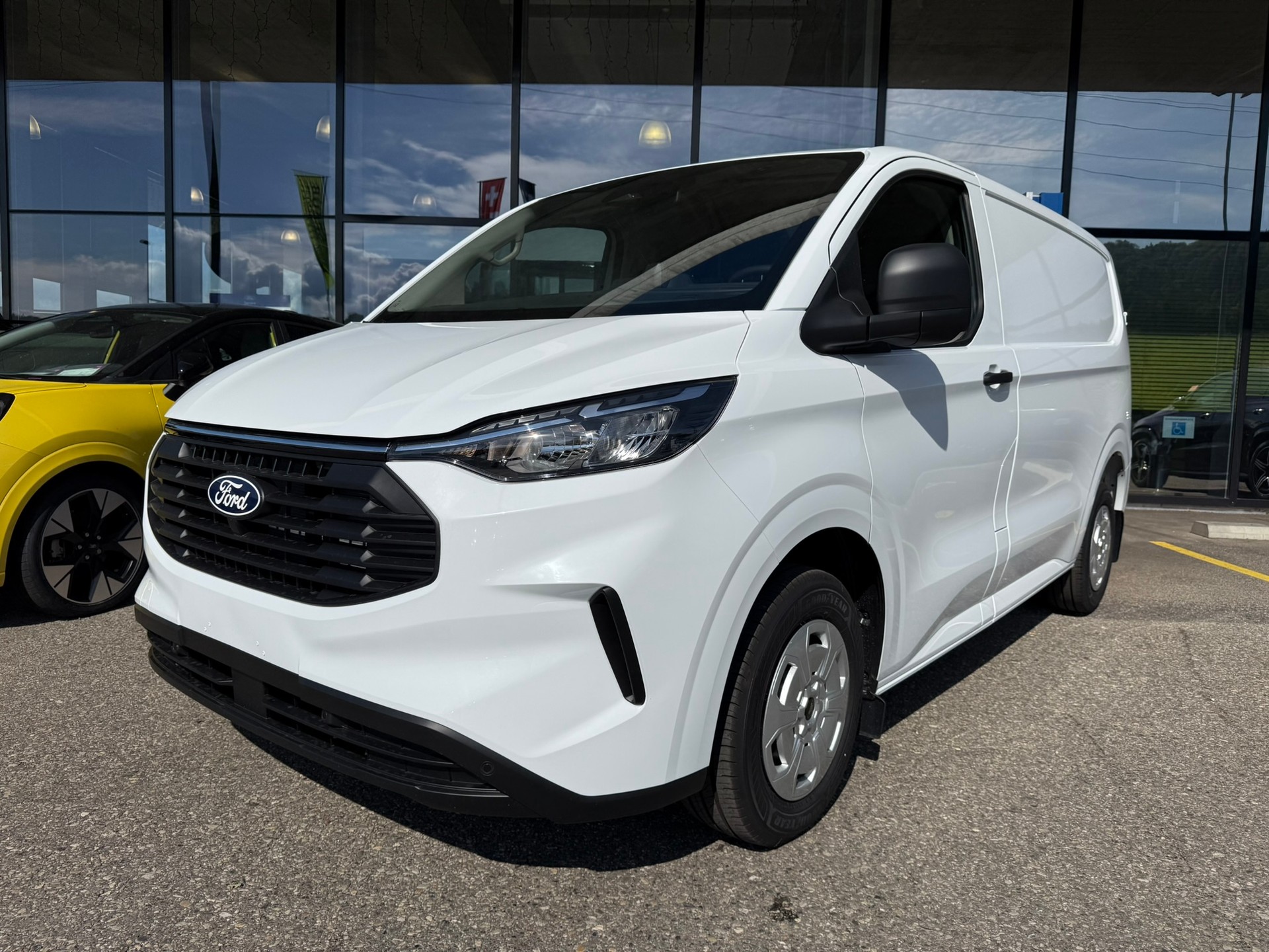 FORD Transit Custom Van 320 L1H1 Trend Automat-image-0
