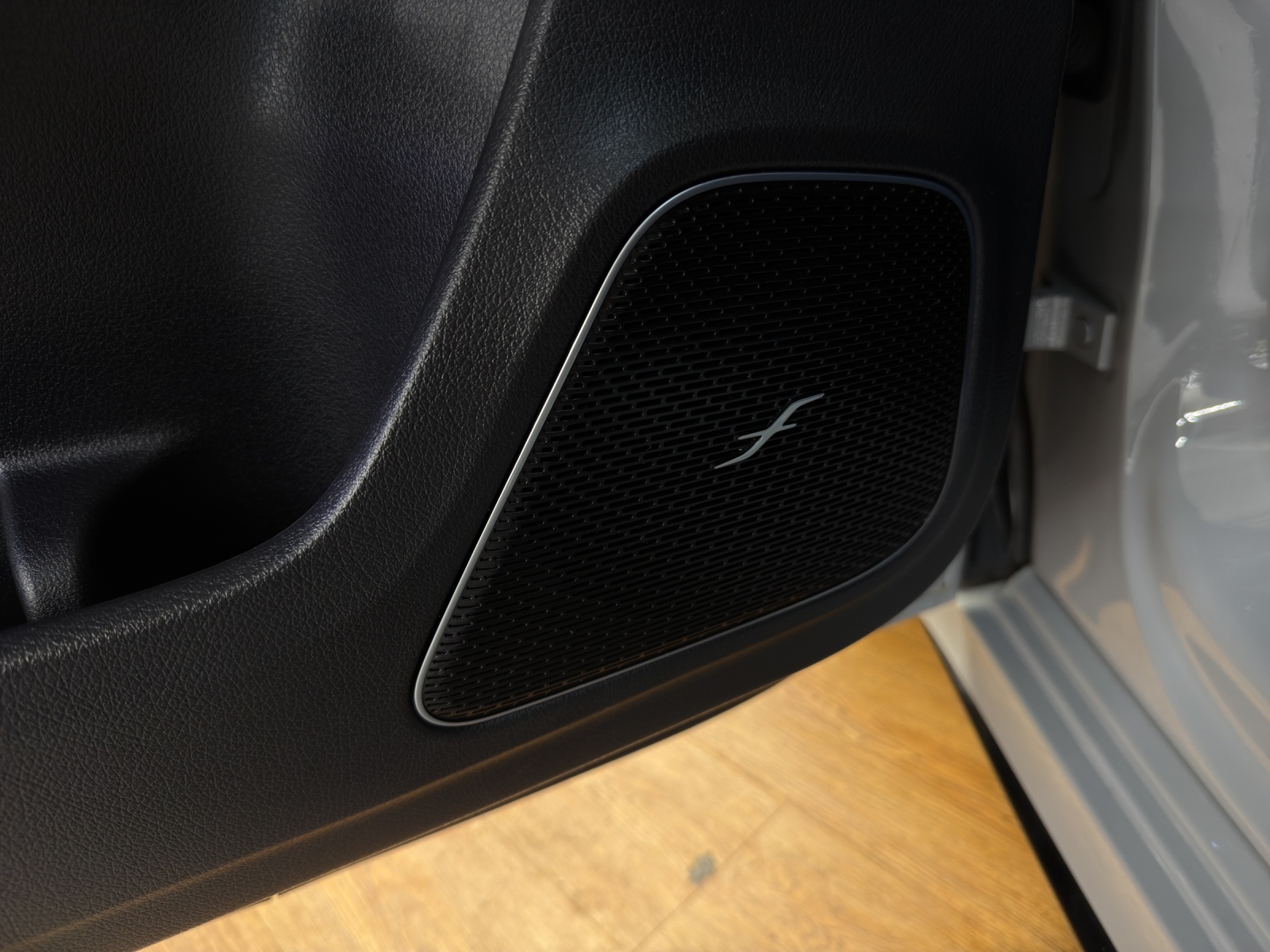 MERCEDES-BENZ A 35 4M - AMG / 360 Grad Kamera / Multibeam LED / Performance Sitze-image-11