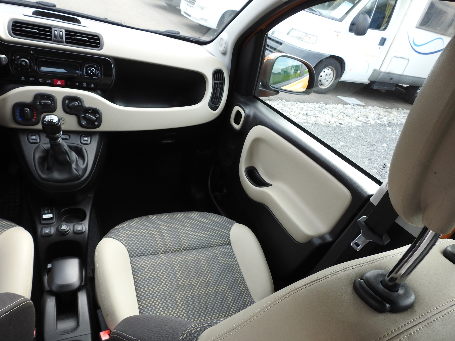 FIAT Panda 0.9 Twinair Turbo Antartica 4x4-image-16