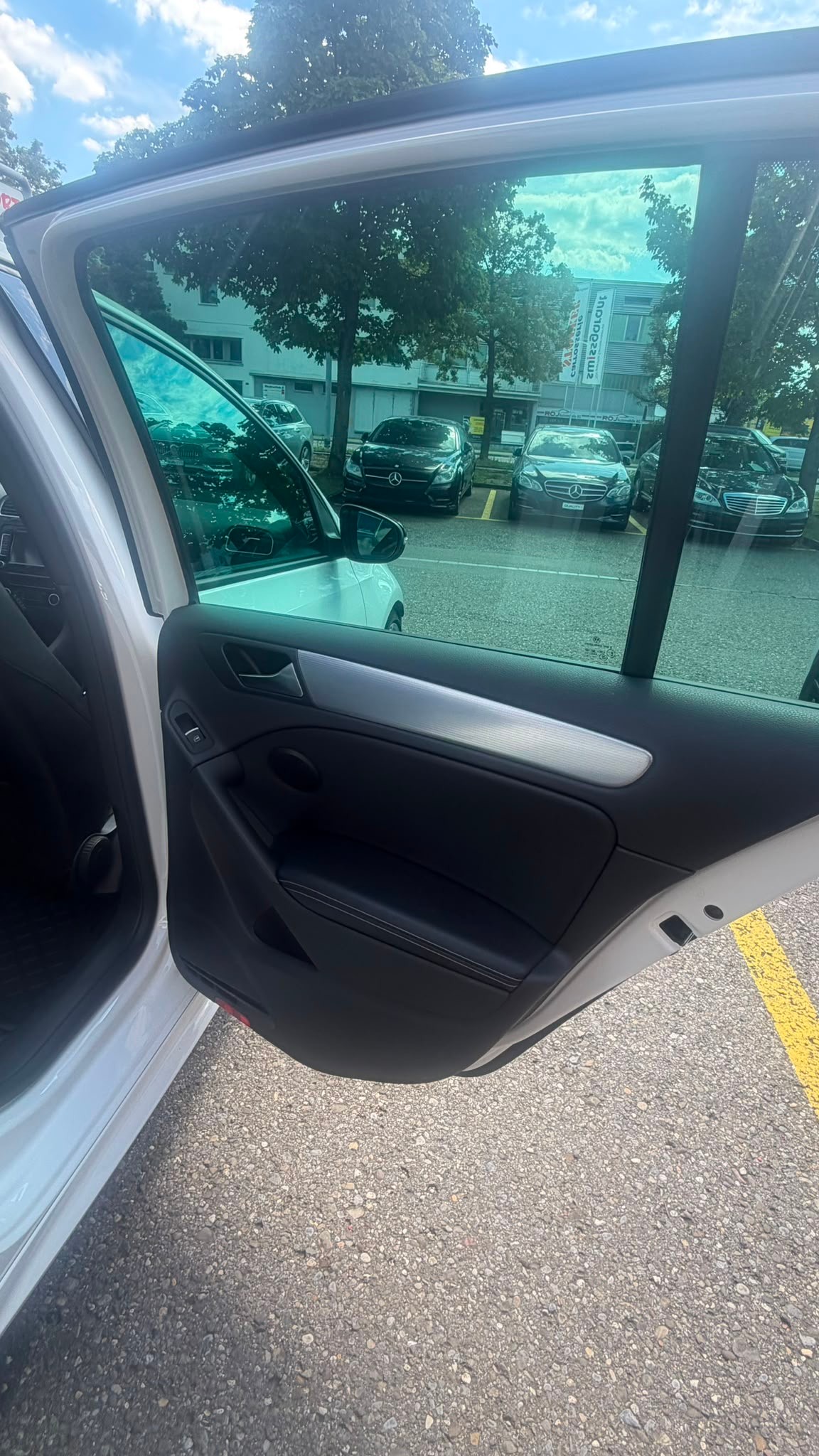VW Golf 2.0 TSI R 4Motion DSG-image-11