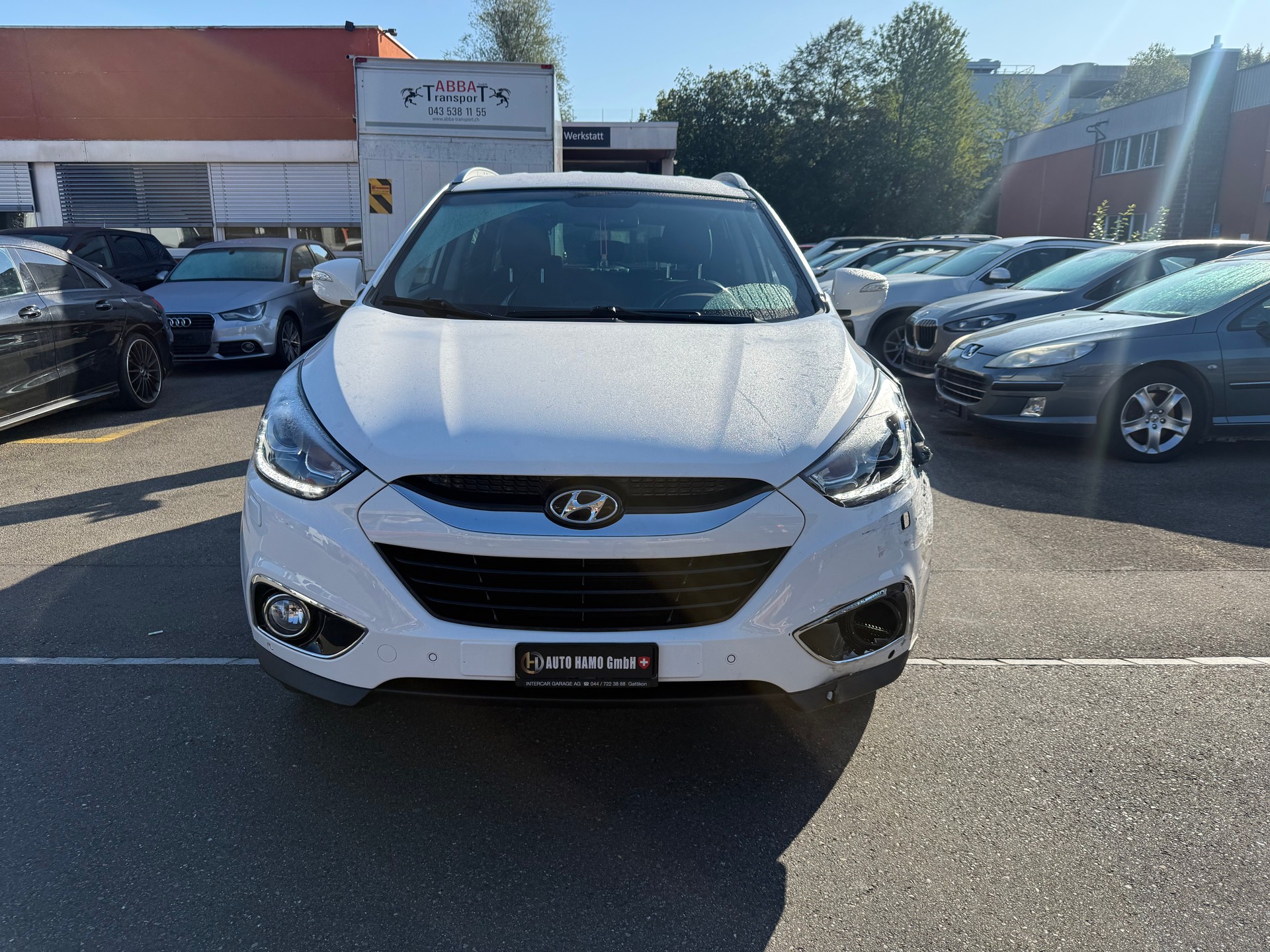 HYUNDAI iX 35 2.0 GDI Style 4WD Automatic-image-3