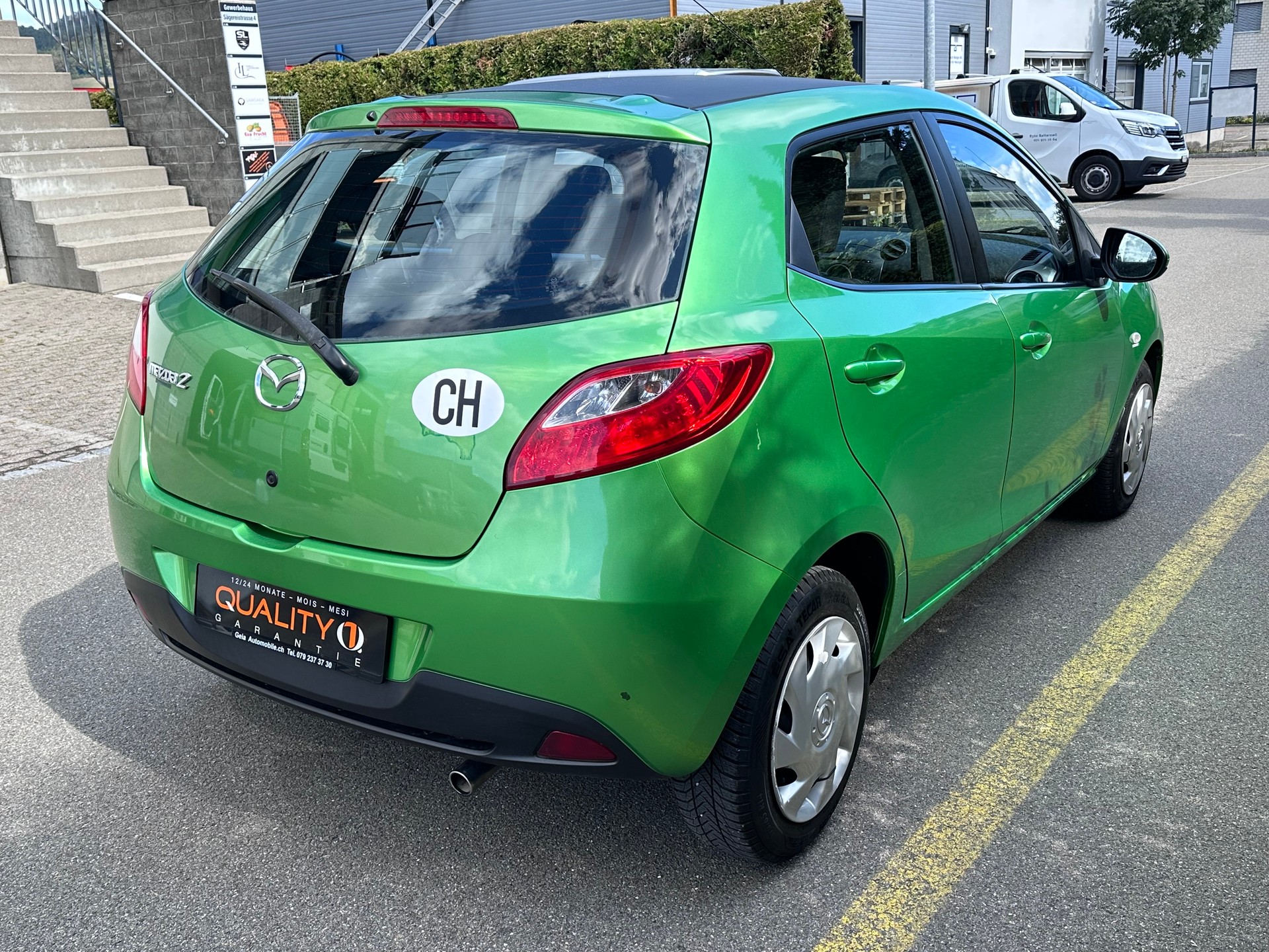 MAZDA 2 1.3i 16V Exclusive-image-2