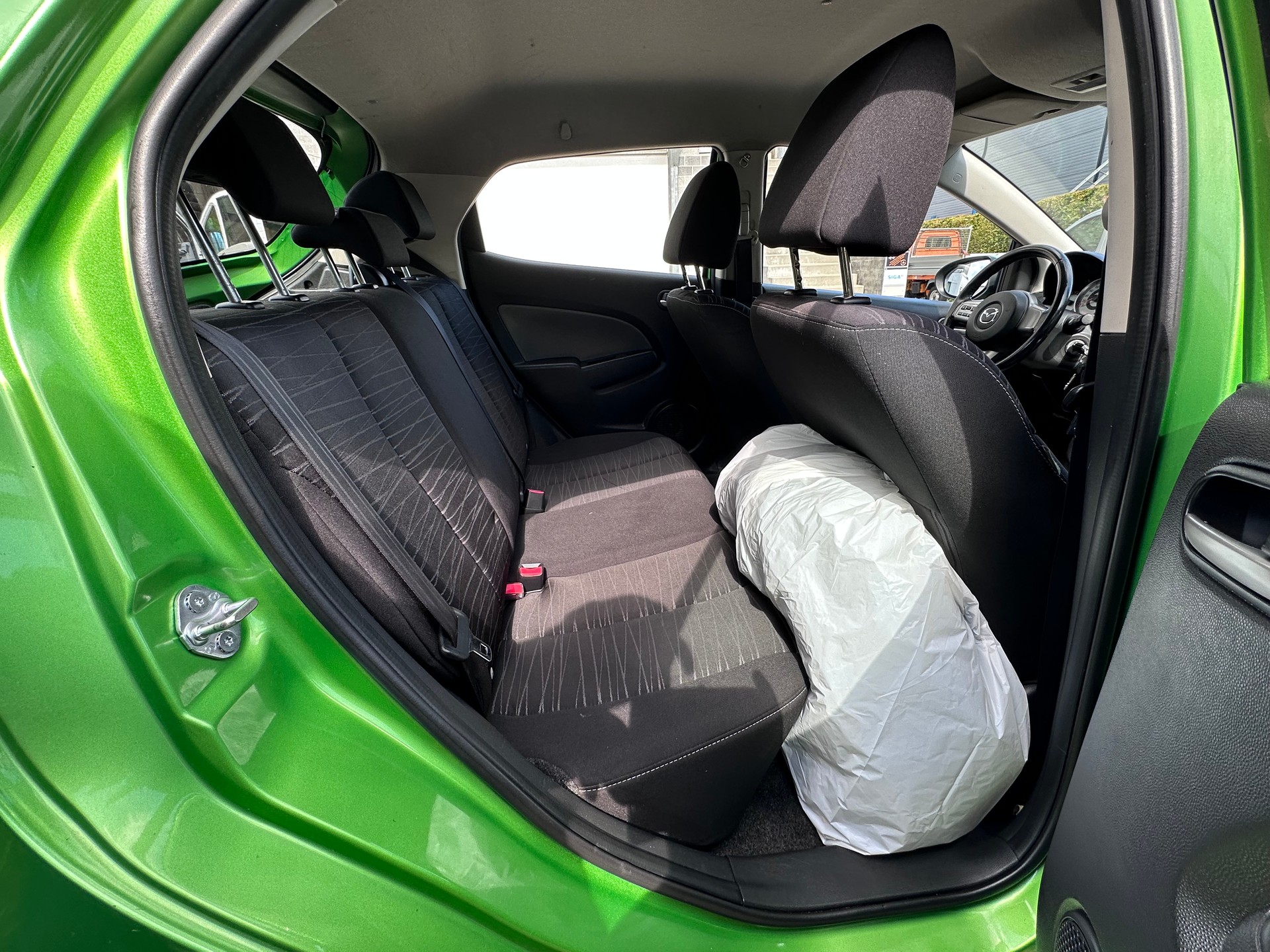MAZDA 2 1.3i 16V Exclusive-image-9