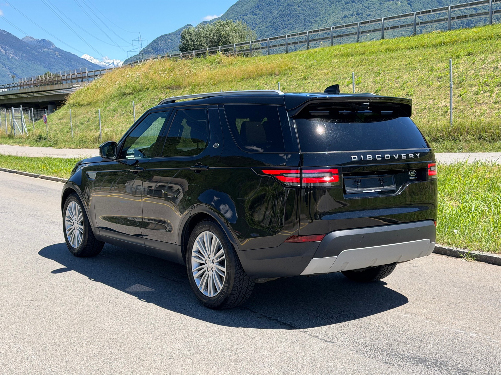 LAND ROVER Discovery 2.0 SD4 HSE Luxury | 7 PL | MFK & SERVICE 09.2026-image-4