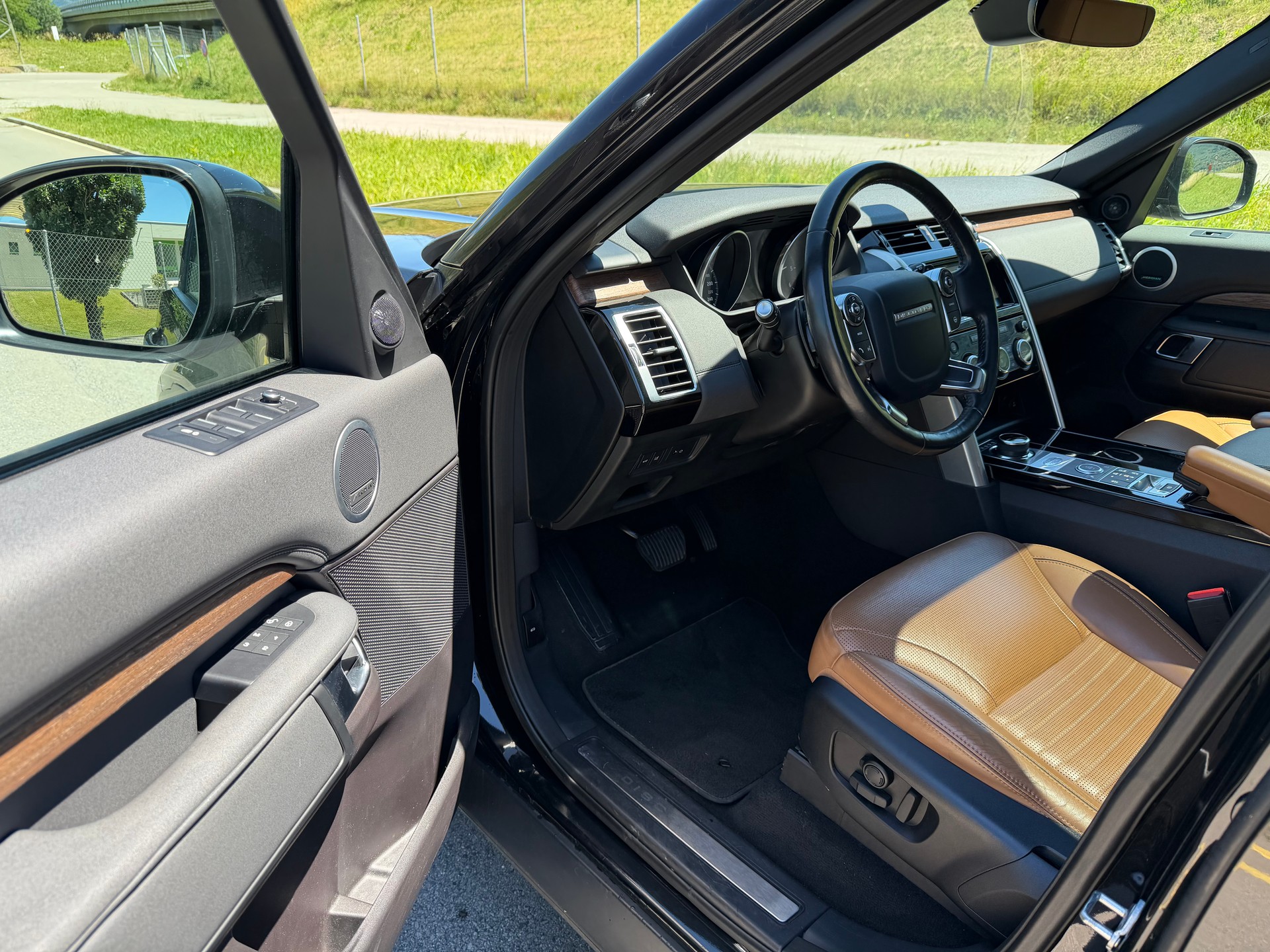LAND ROVER Discovery 2.0 SD4 HSE Luxury | 7 PL | MFK & SERVICE 09.2026-image-7