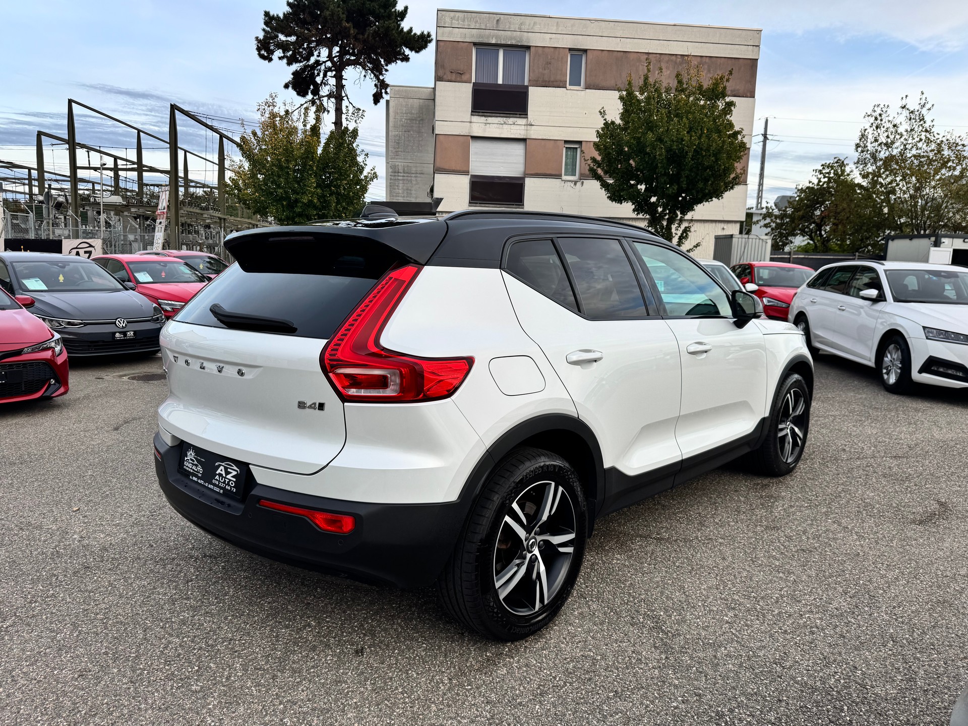 VOLVO XC40 B4 Benzin Mild Hybrid AWD R-Design Geartronic GARANTIE 2 ans 🇨🇭-image-5