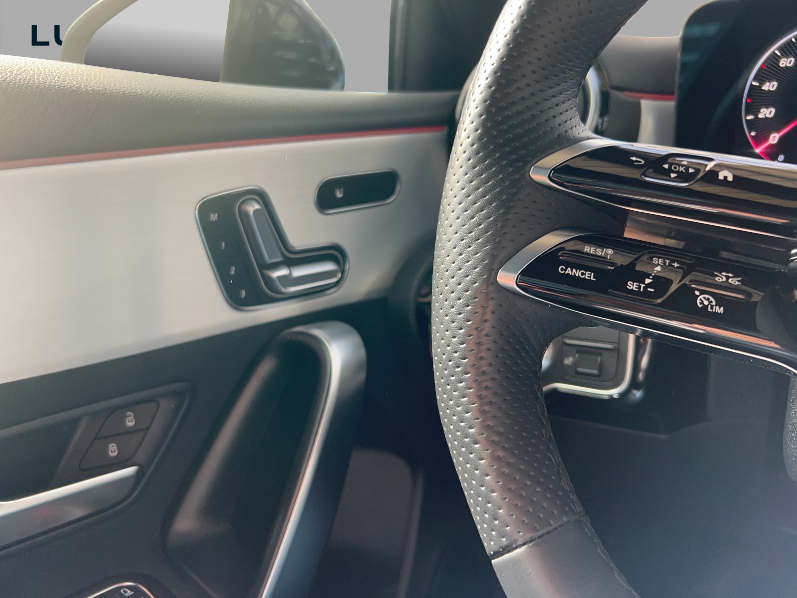 MERCEDES-BENZ A 250 4Matic 8G-DCT-image-12