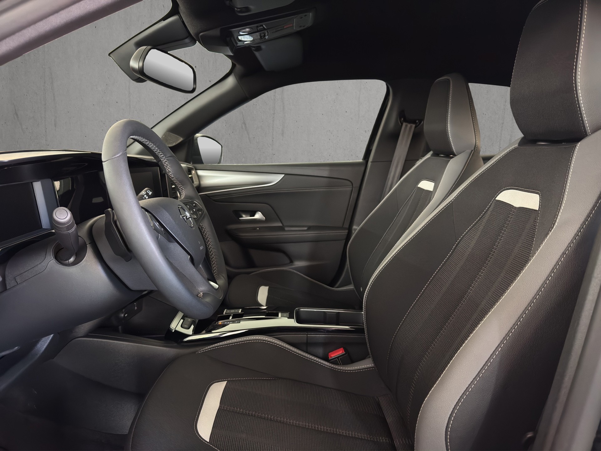 OPEL Mokka 1.2 Turbo Direct Injection GS Aut. "360°.Kamera-Winterpaket-17"Alu"-image-6