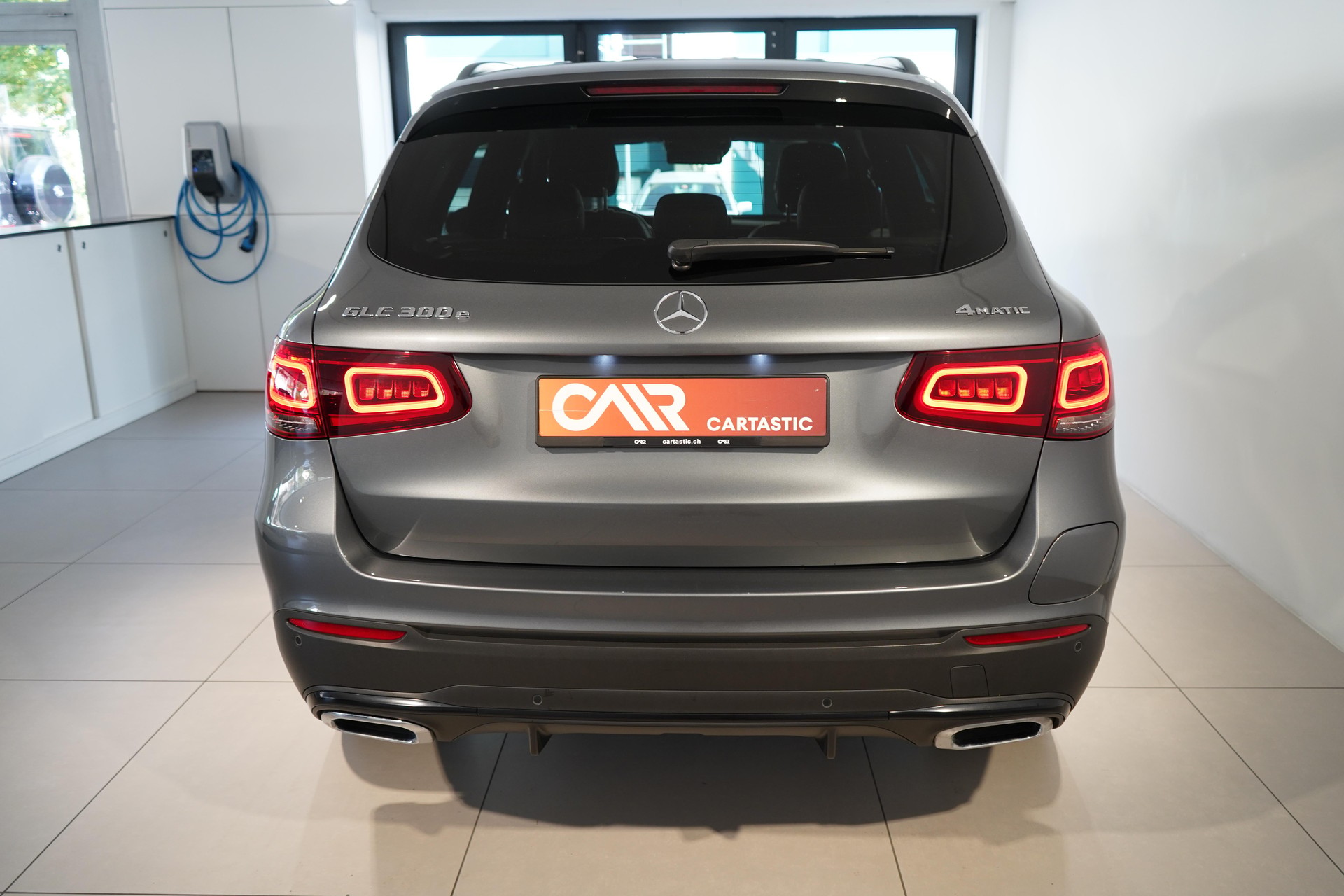 MERCEDES-BENZ GLC-Klasse X253 GLC 300 e AMG Line 4m-image-3