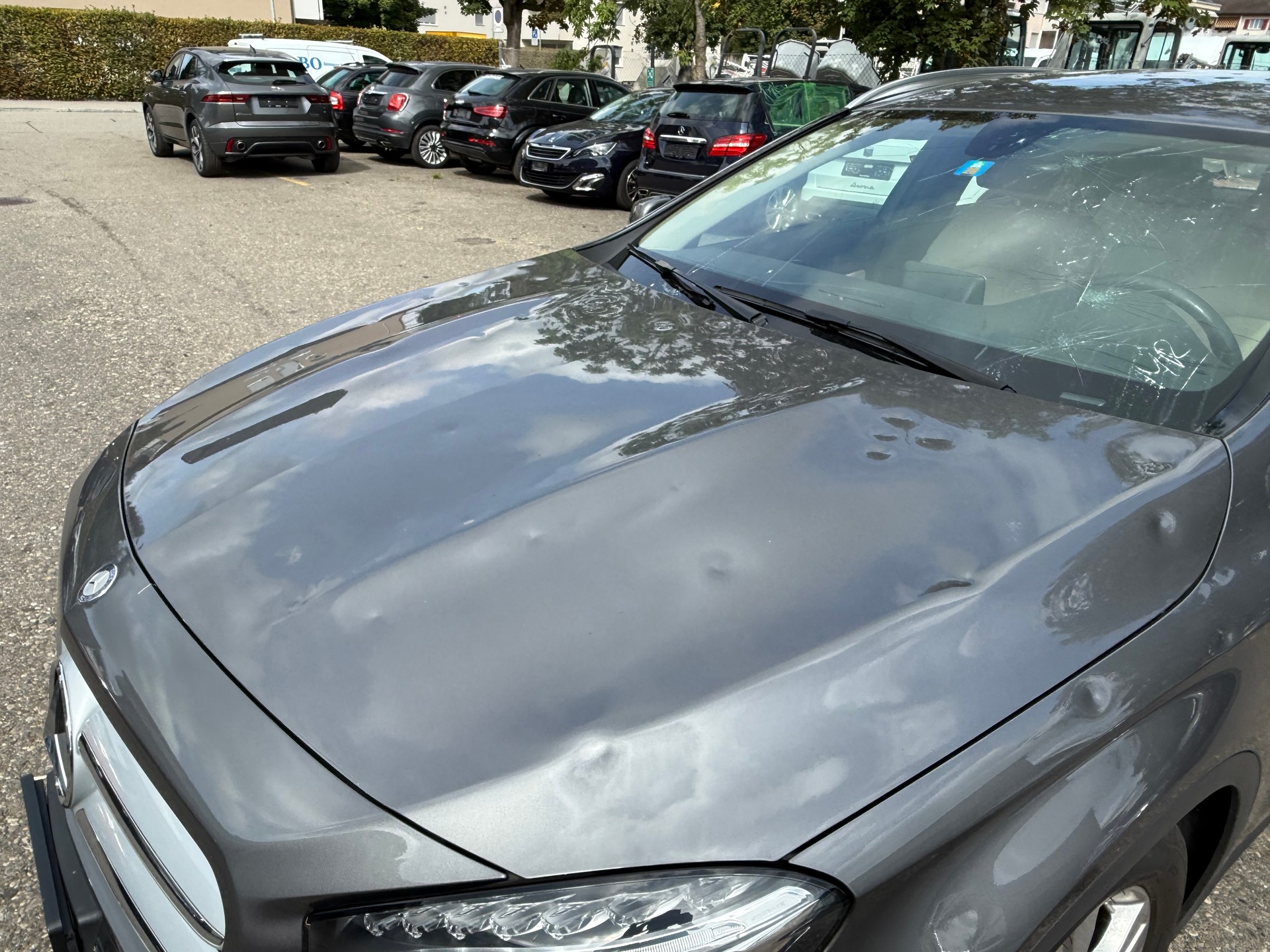 MERCEDES-BENZ GLA 250 Urban 4Matic 7G-DCT-image-2