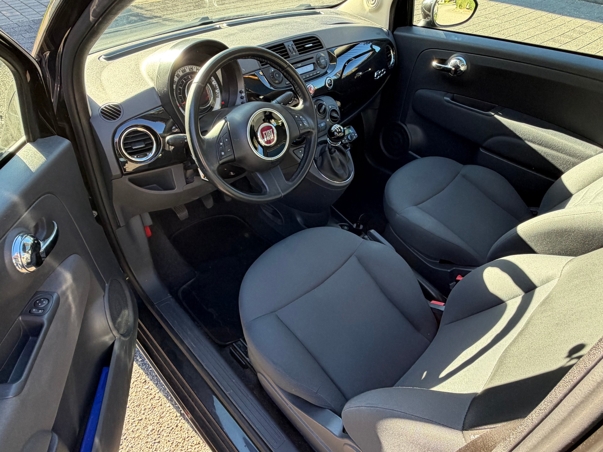 FIAT 500 1.2 Lounge-image-8
