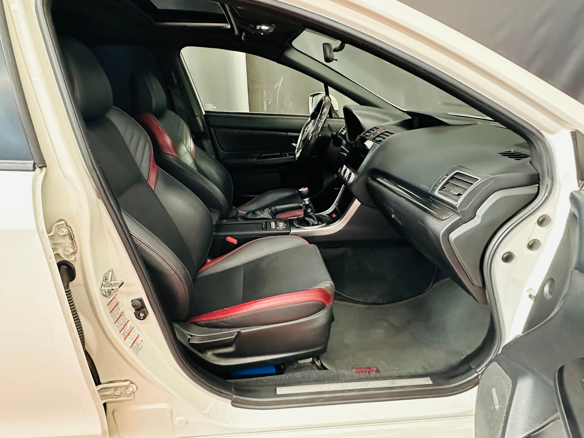 SUBARU WRX 2.5 Turbo 4WD STI Luxury S-image-12