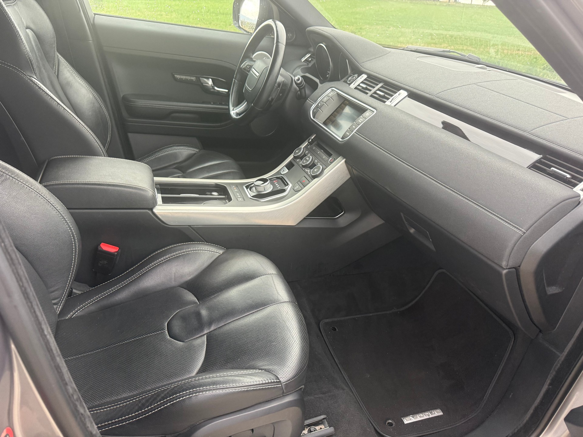 LAND ROVER Range Rover Evoque 2.0 Si4 Pure AT6-image-6