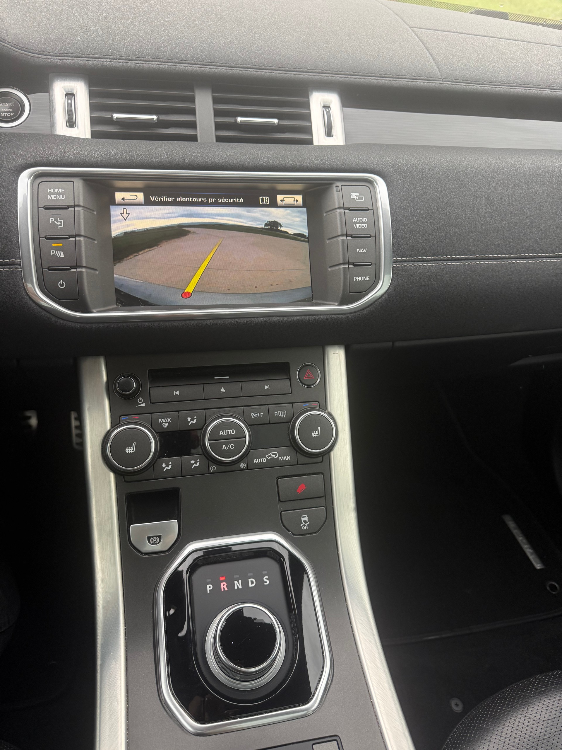 LAND ROVER Range Rover Evoque 2.0 Si4 Pure AT6-image-13