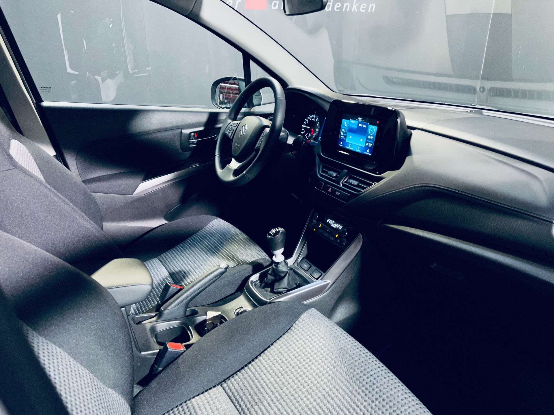 SUZUKI S-Cross 1.4 16V Compact+ MHD 4WD-image-18