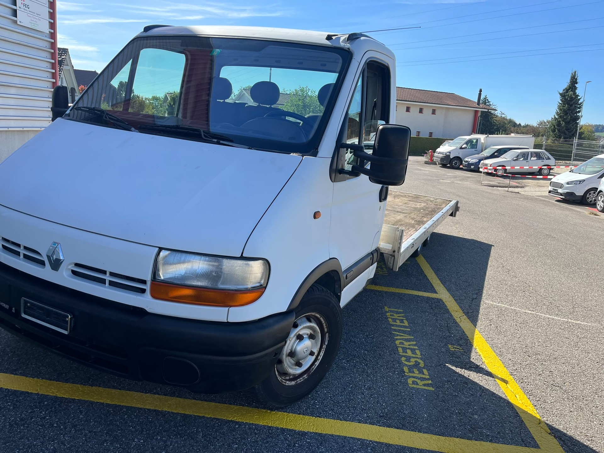 RENAULT MASTER-image-0