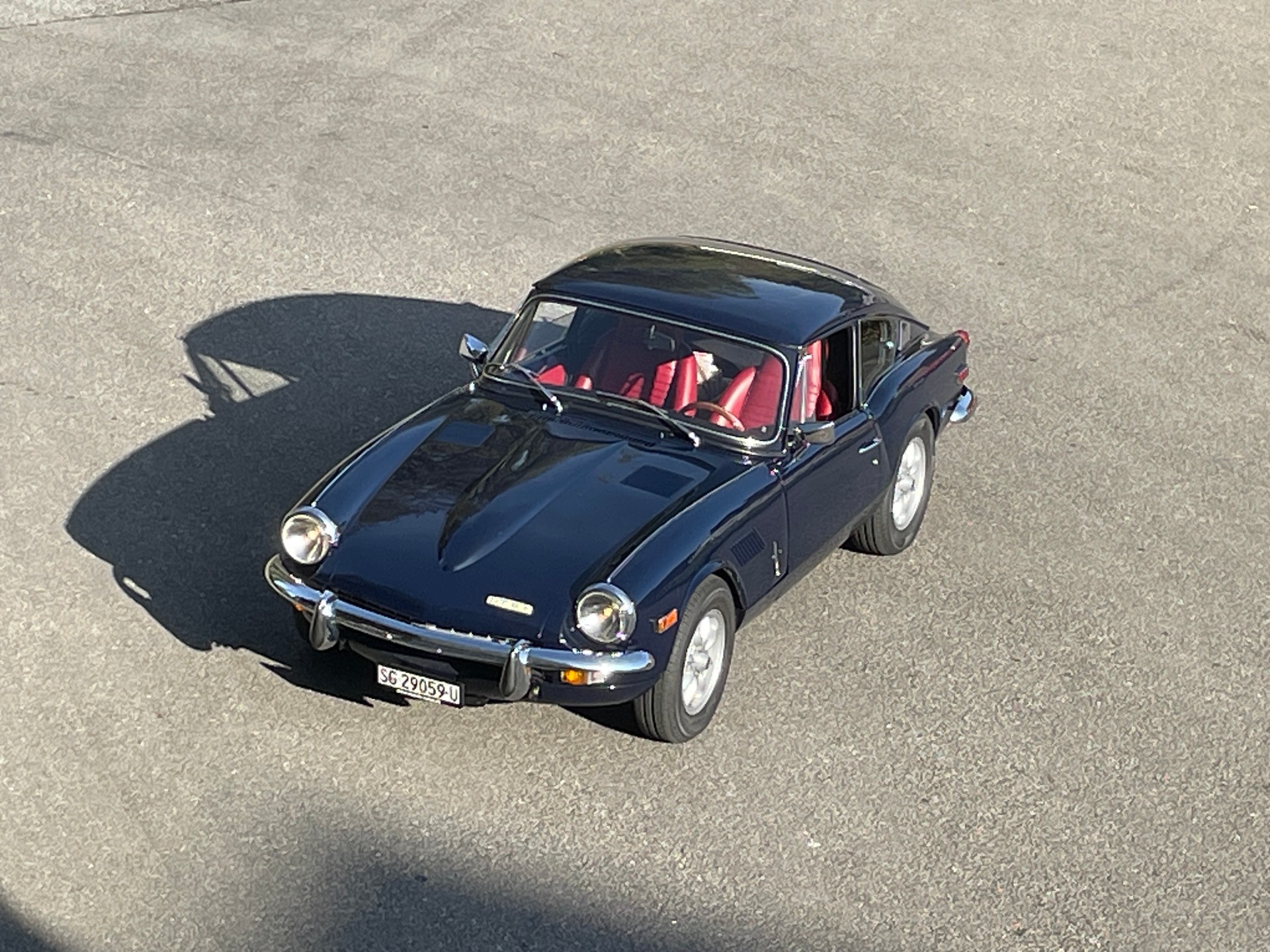 TRIUMPH GT6 MKII Coupé-image-15