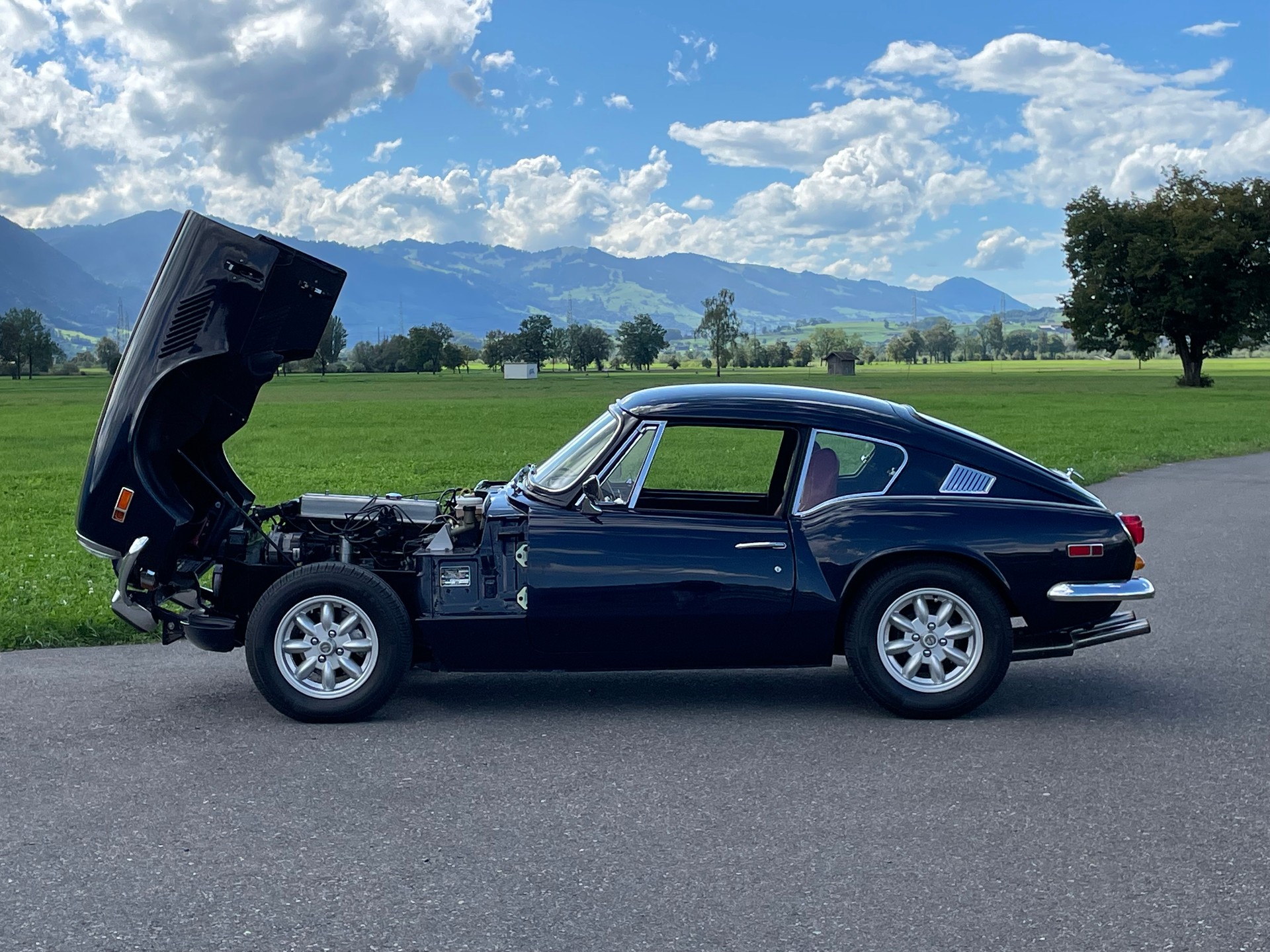 TRIUMPH GT6 MKII Coupé-image-7