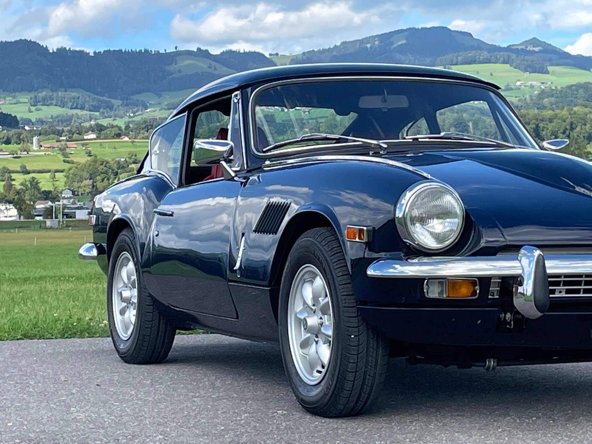 TRIUMPH GT6 MKII Coupé-image-4