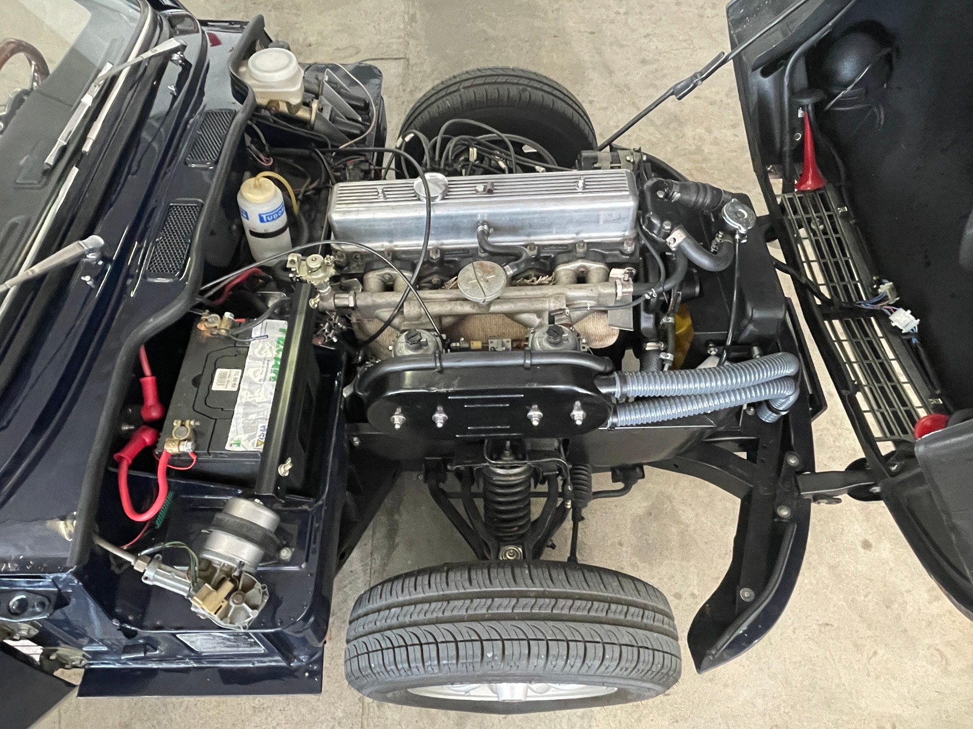 TRIUMPH GT6 MKII Coupé-image-13