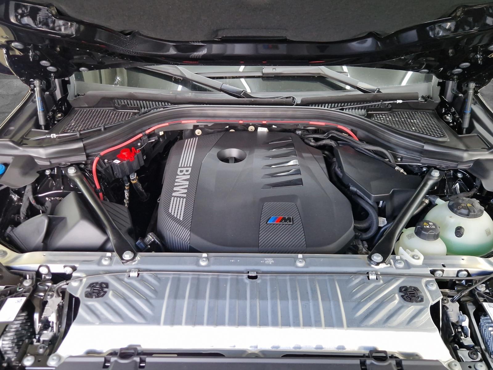 BMW X3 M50i-image-22