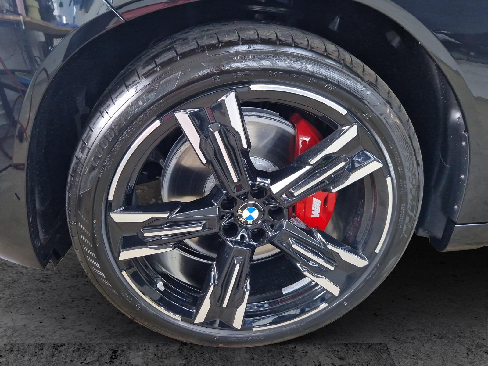 BMW X3 M50i-image-8