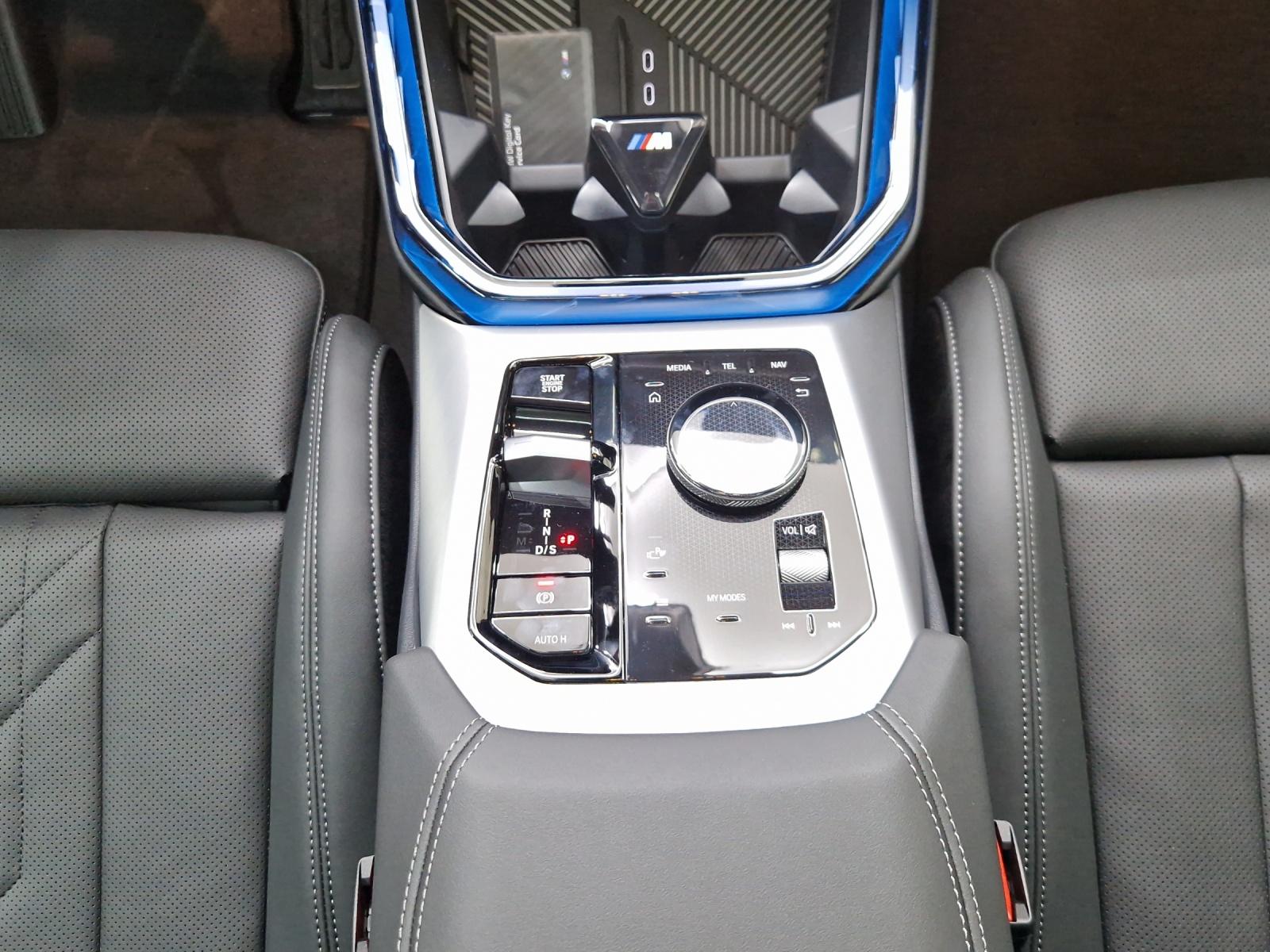 BMW X3 M50i-image-20