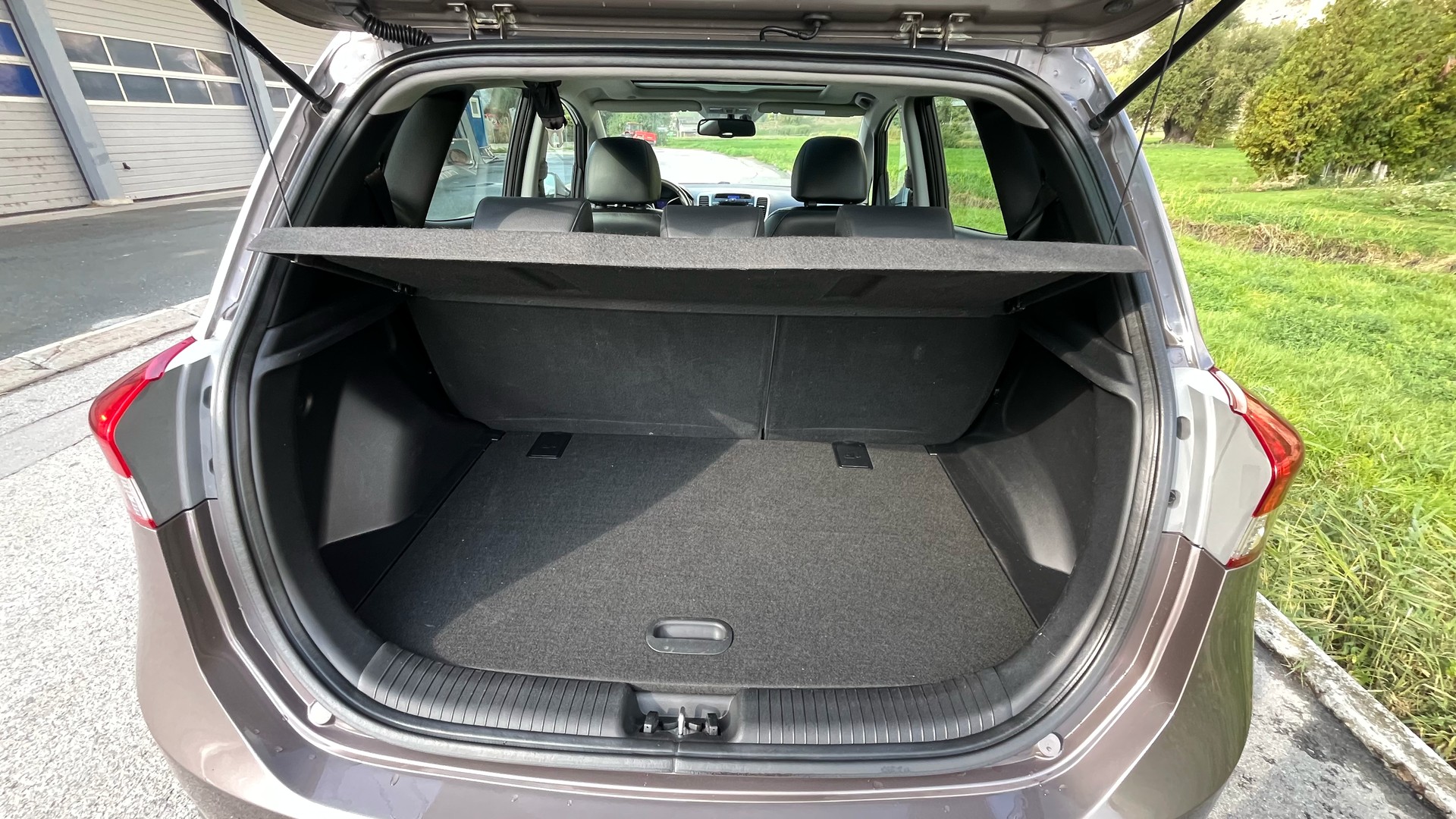 HYUNDAI iX20 1.6 Premium-image-10