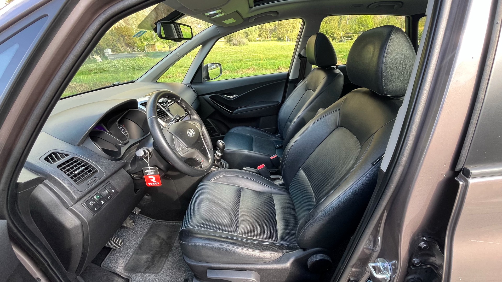 HYUNDAI iX20 1.6 Premium-image-8