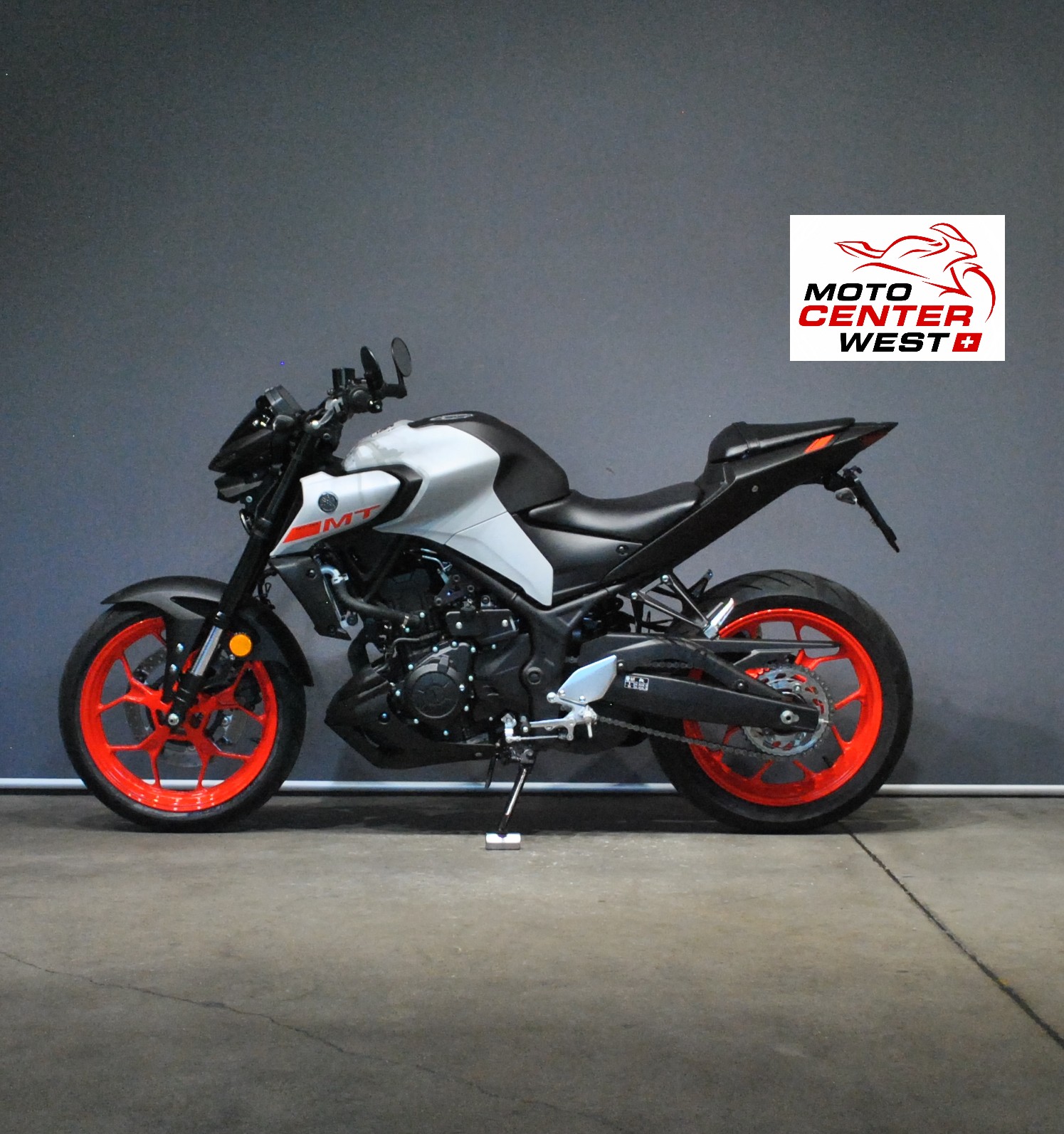 YAMAHA MT-03 ABS-showroom-element-2