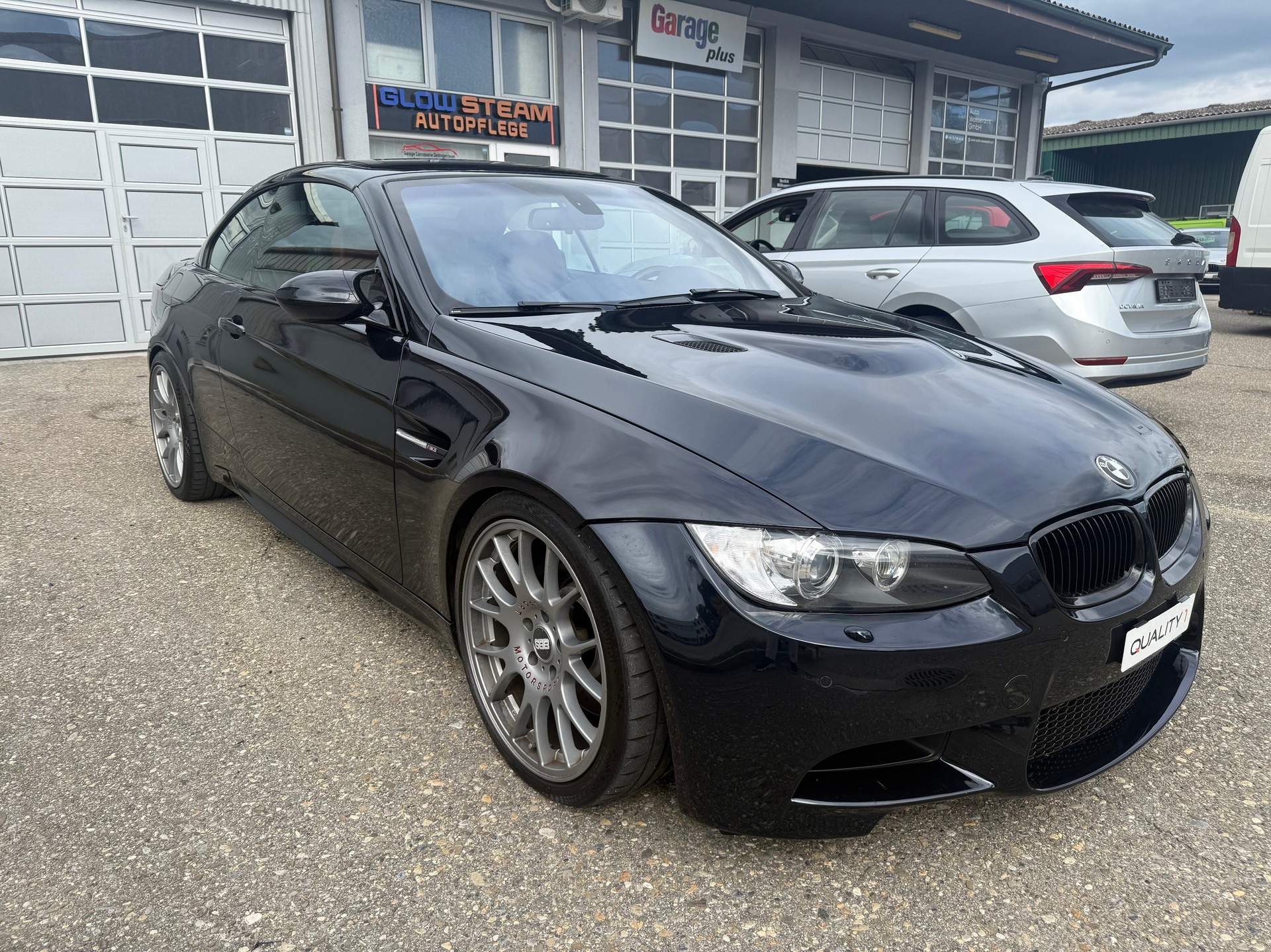 BMW M3 Cabriolet DSG-image-5