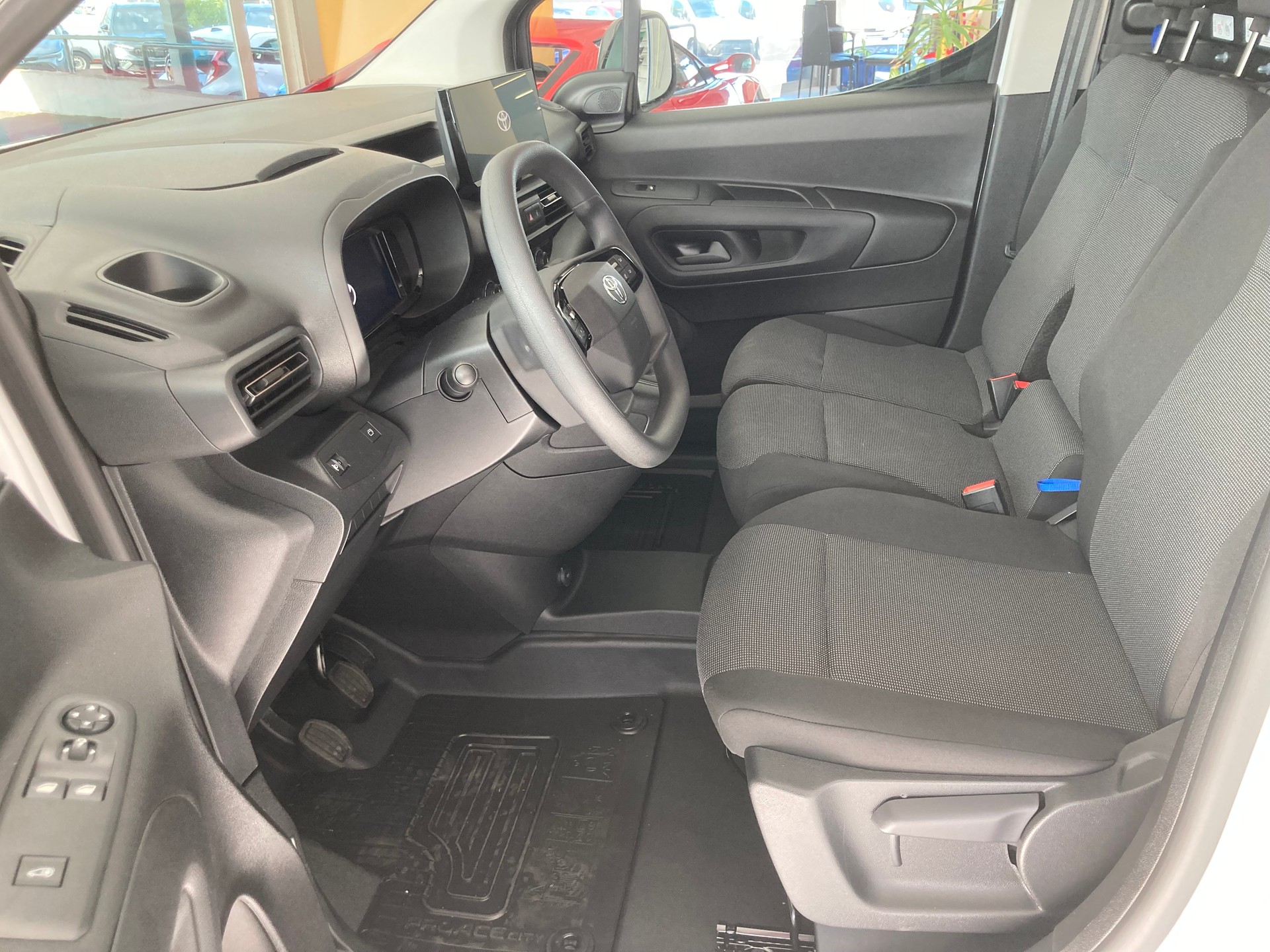 TOYOTA Proace City Van 1.5D Advanced Long-image-11