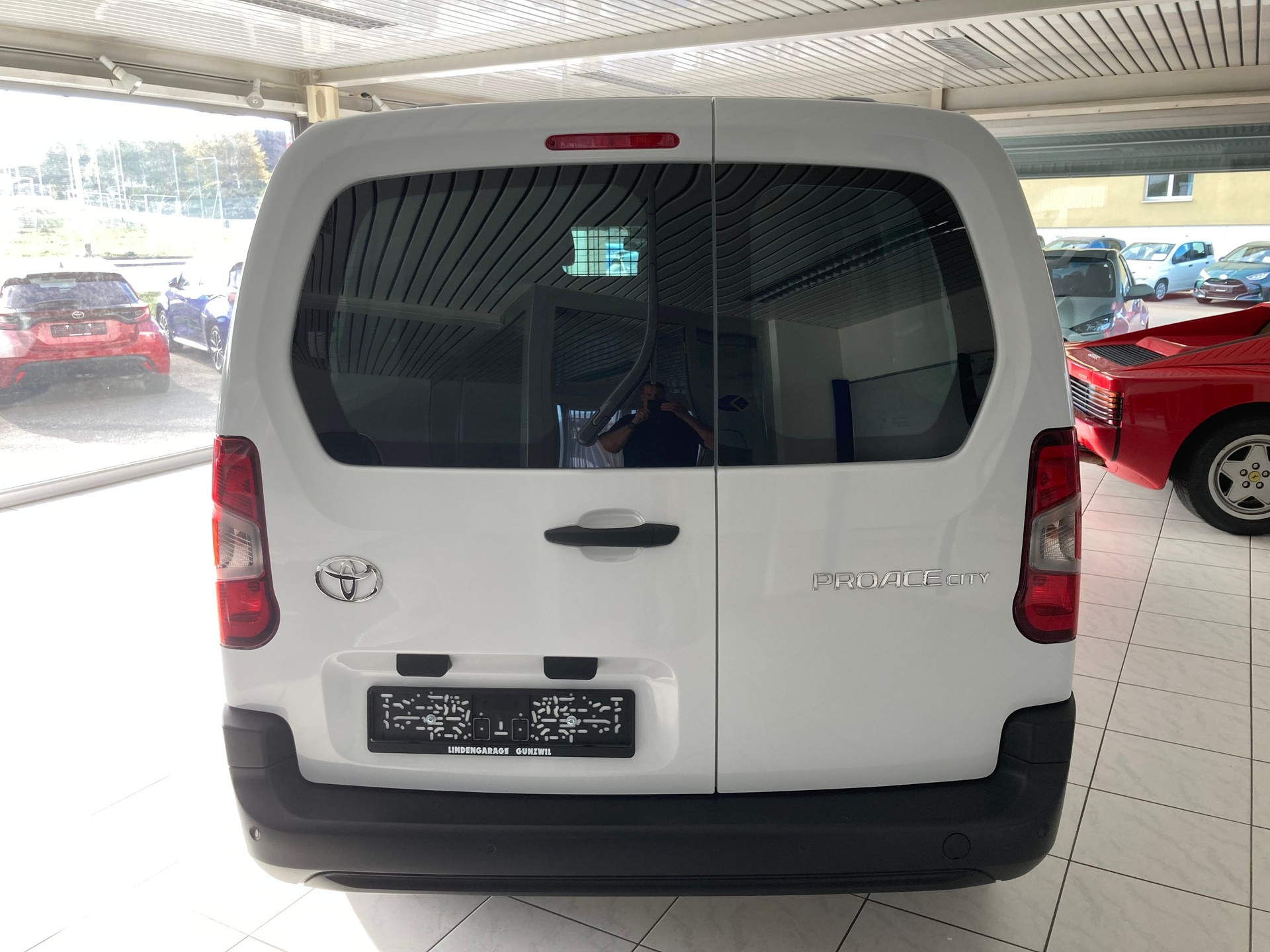 TOYOTA Proace City Van 1.5D Advanced Long-image-5