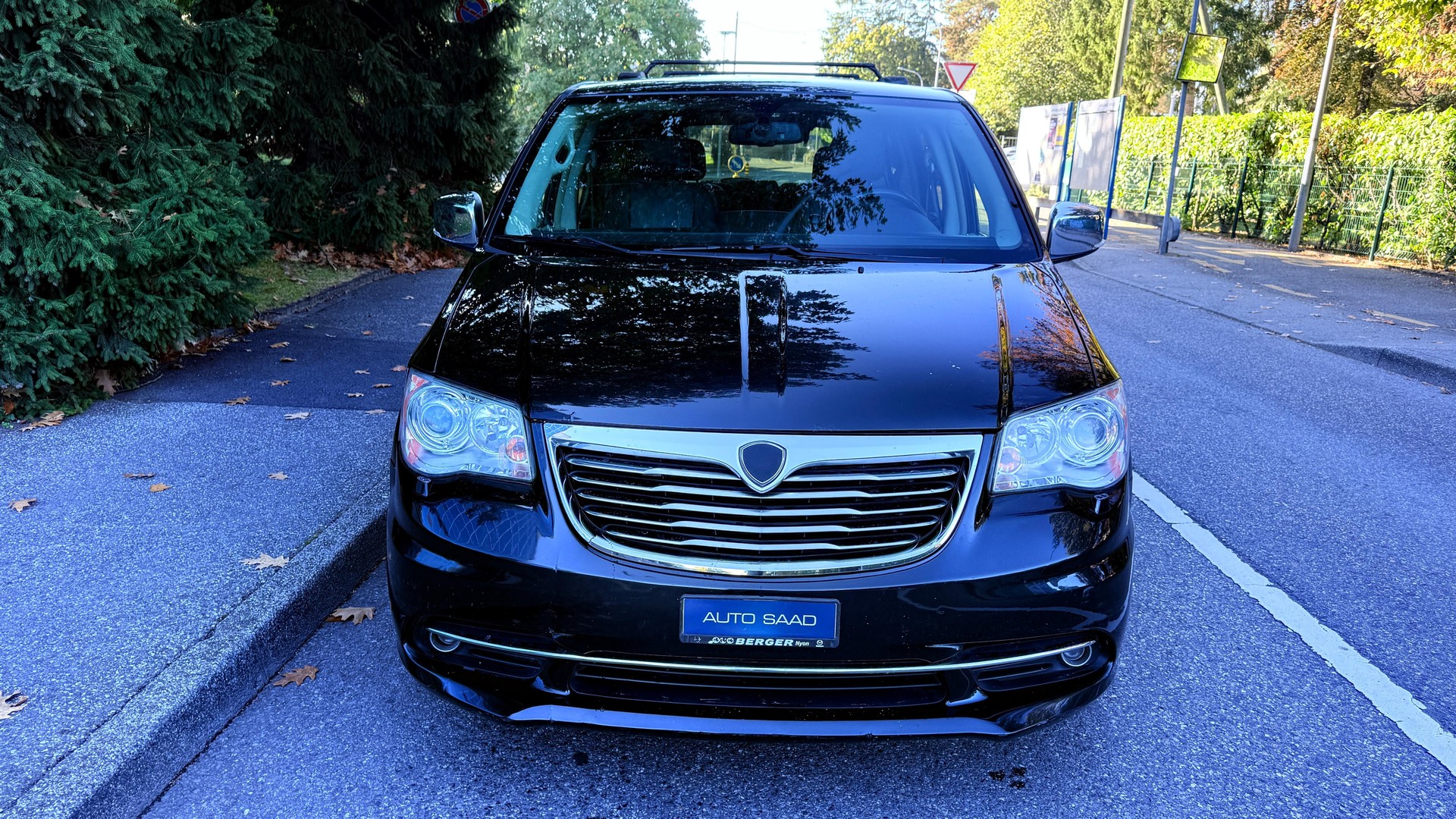LANCIA Voyager 2.8D Platinum Automatic-image-0