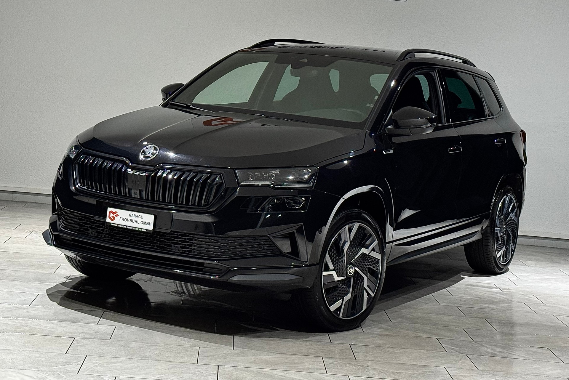 SKODA Karoq 2.0 TSI SportLine 4x4 DSG I AHK I 1.Hand I-image-3