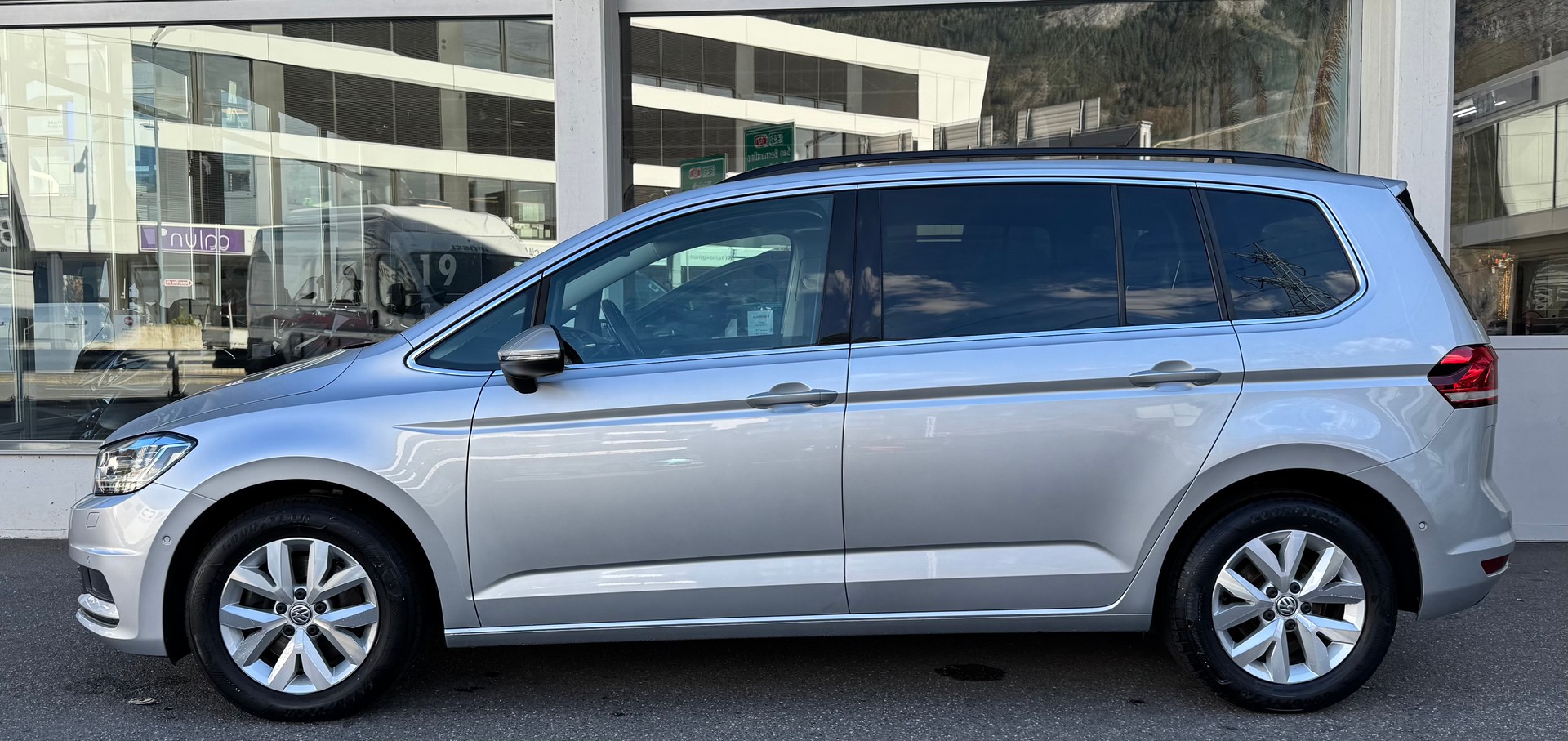 VW Touran 1.5 TSI EVO Comfortline DSG-showroom-element-2