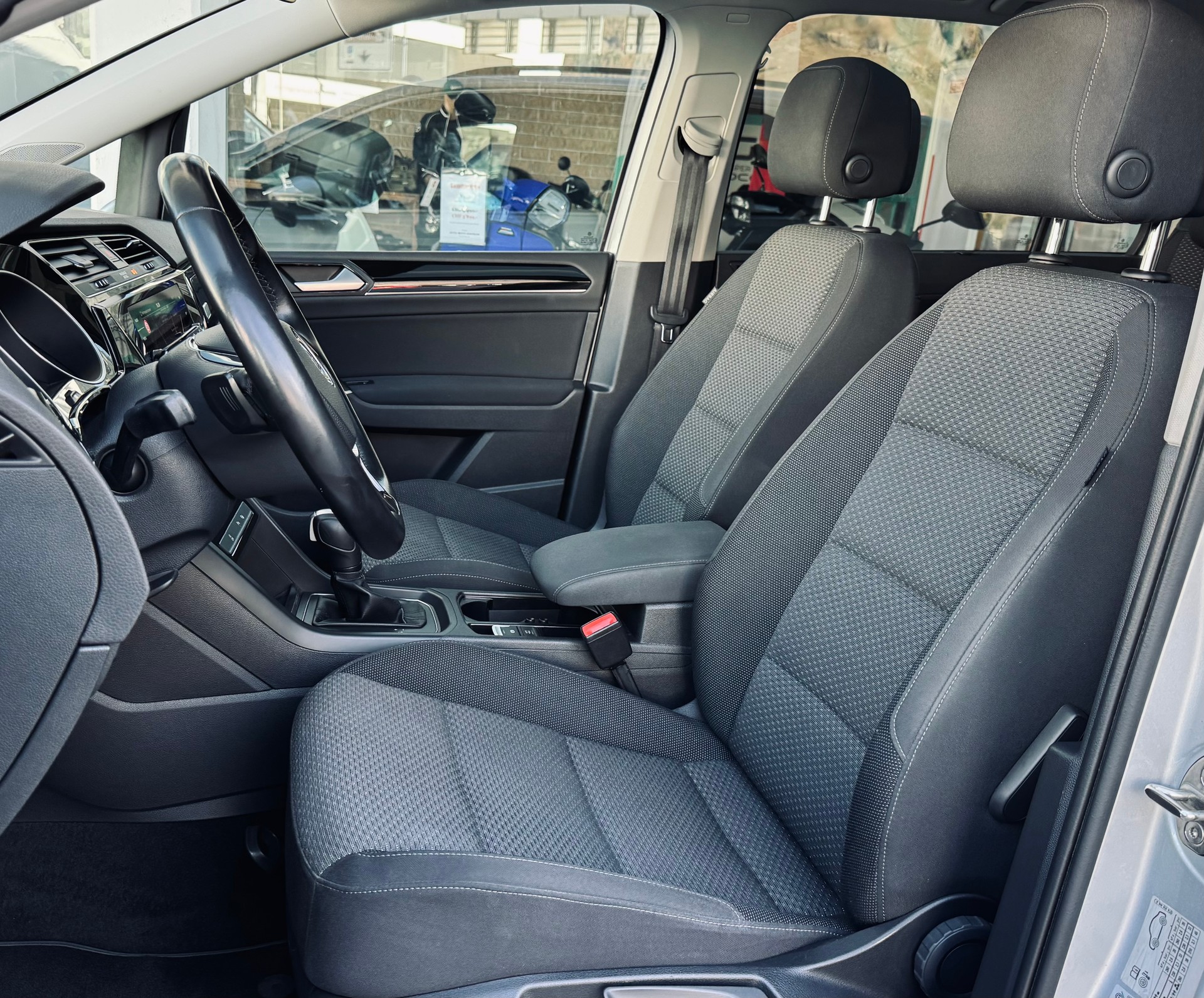 VW Touran 1.5 TSI EVO Comfortline DSG-image-7