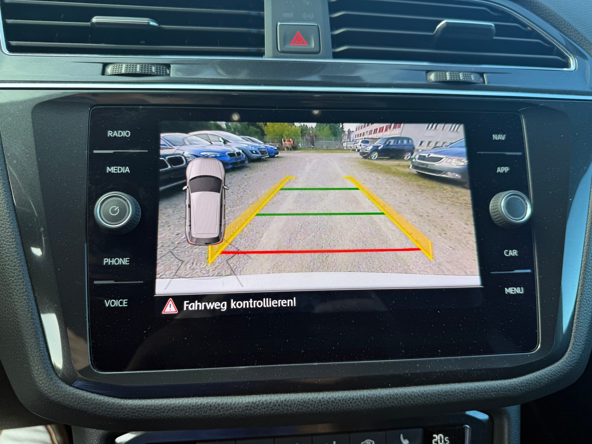 VW Tiguan Allspace 2.0 TDI SCR Highline 4Motion DSG-image-22