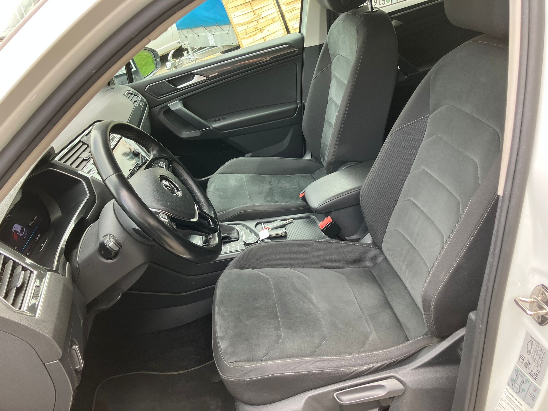 VW Tiguan Allspace 2.0 TDI SCR Highline 4Motion DSG-image-31