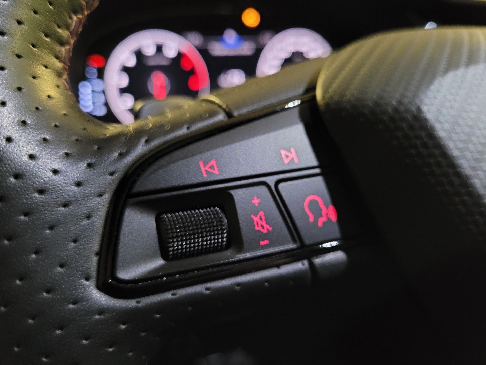 CUPRA Ateca 2.0 TSI Cupra 4Drive DSG-image-13