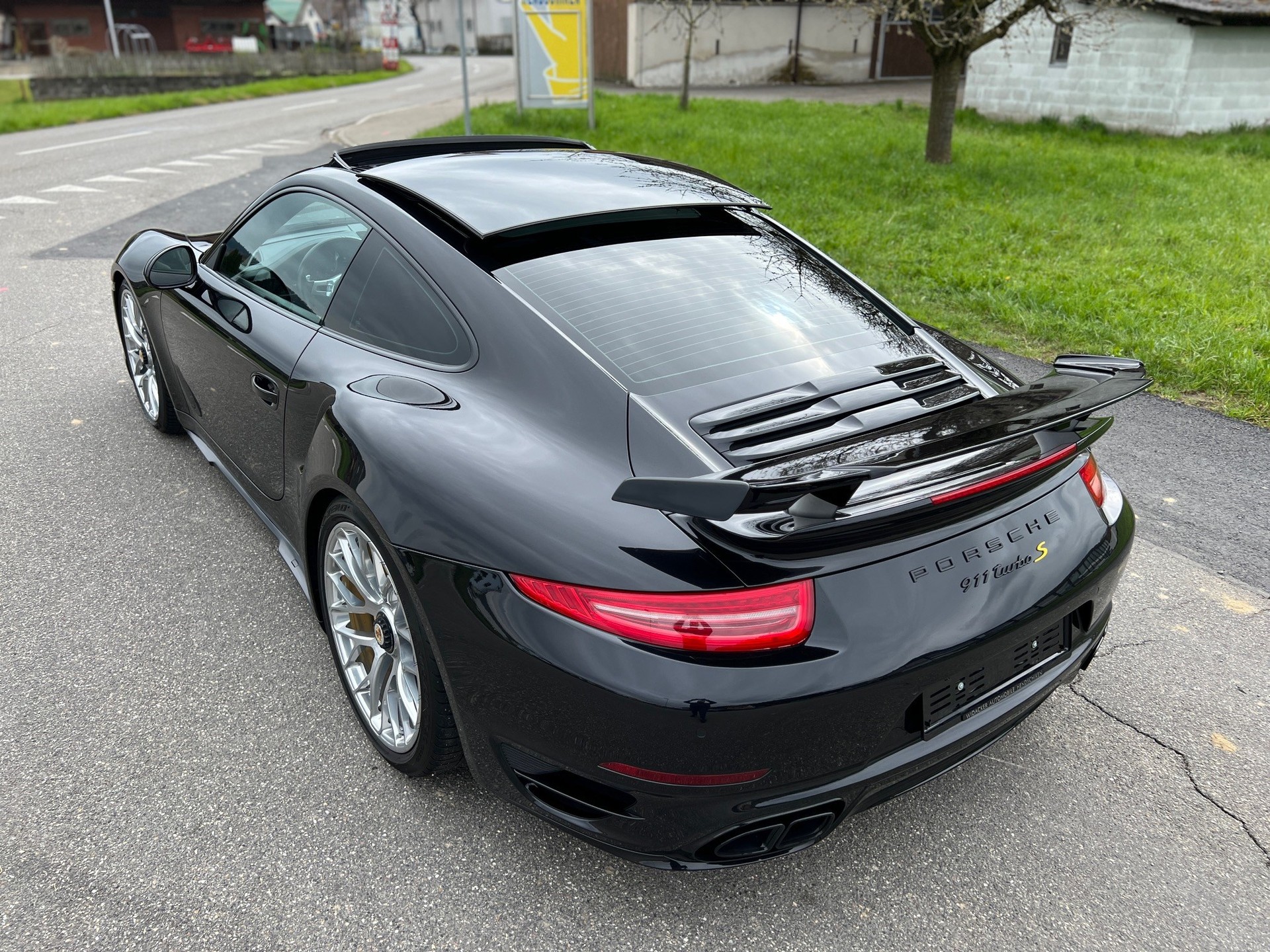 PORSCHE 911 Turbo S PDK-image-15
