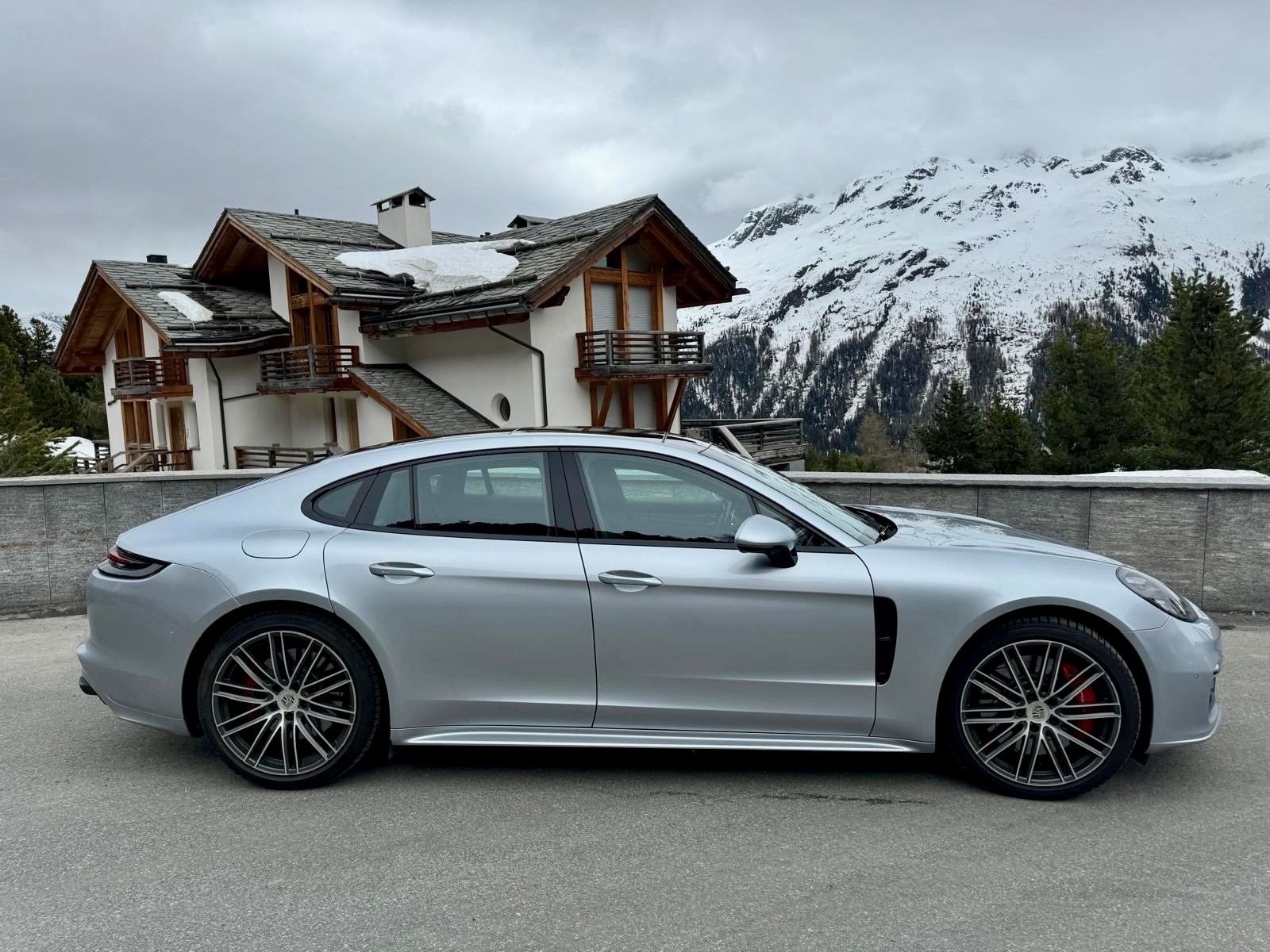 PORSCHE Panamera Turbo PDK-image-8