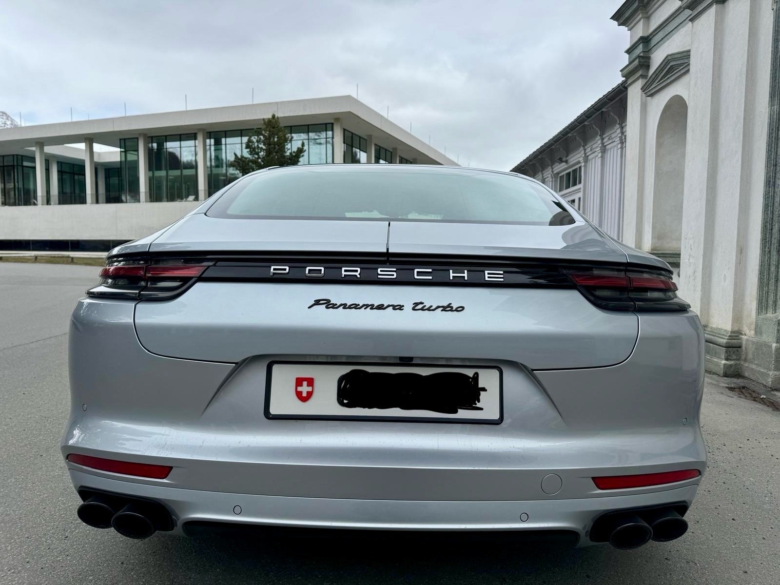 PORSCHE Panamera Turbo PDK-image-9