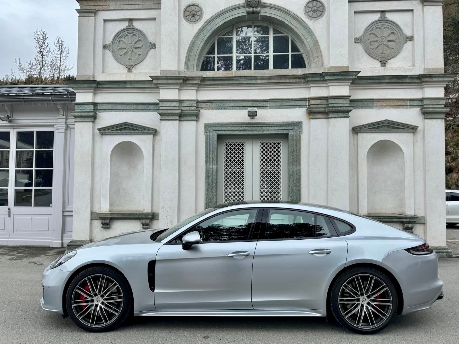 PORSCHE Panamera Turbo PDK-image-6