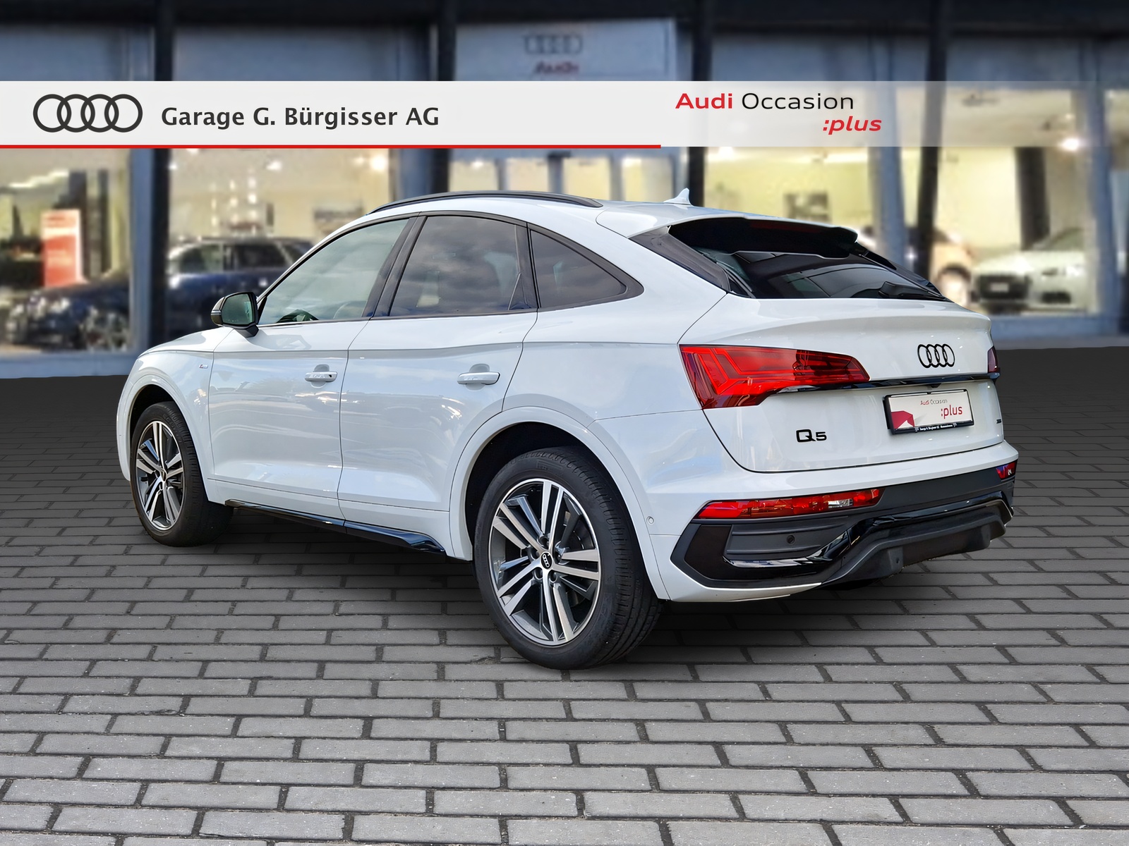 AUDI Q5 Sportback 40 TDI S line quattro Black Edition Gletscherweiss Metallic-image-3