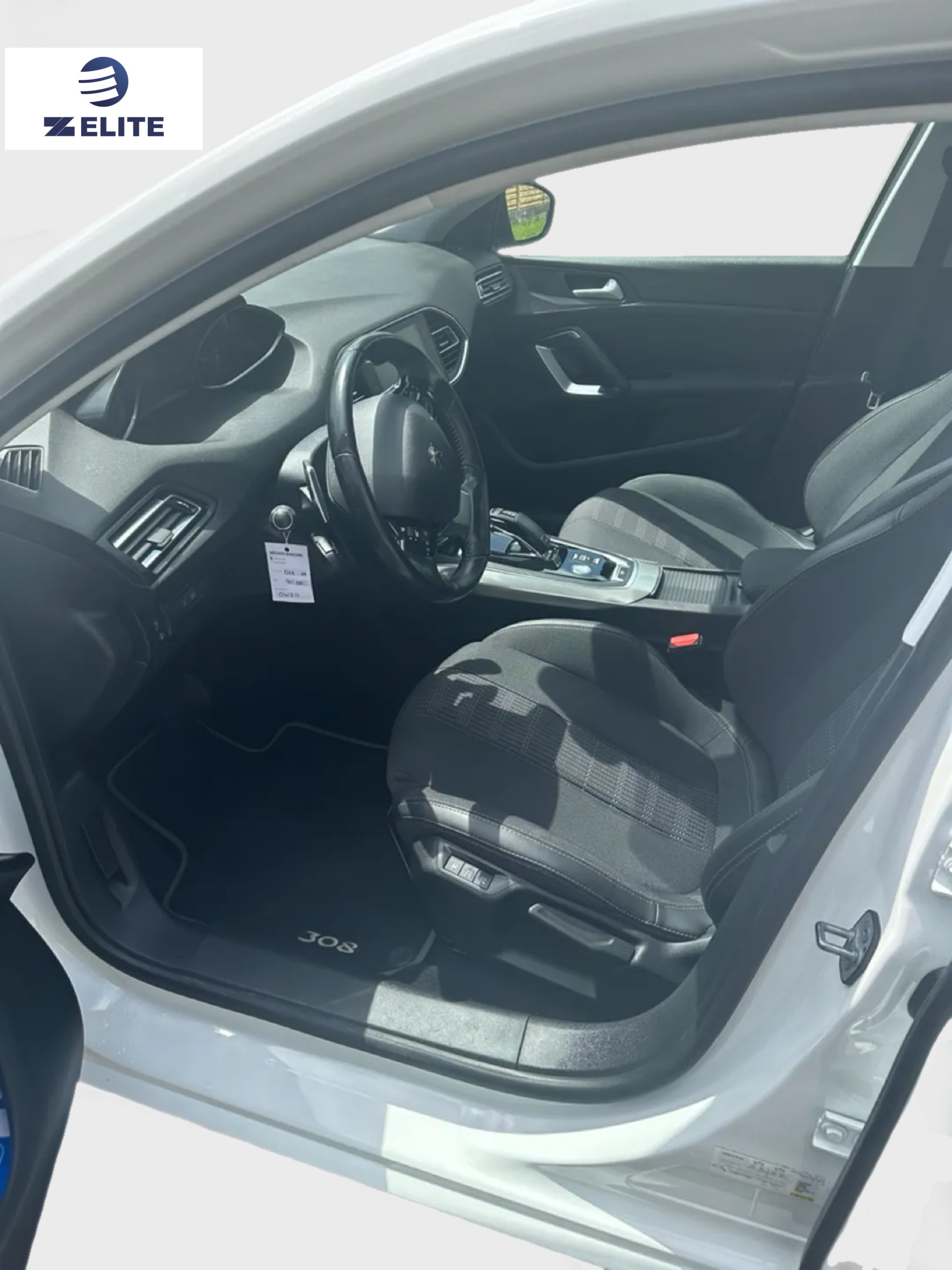PEUGEOT 308 SW 1.2 Pure Tech Business LineEAT8-image-6
