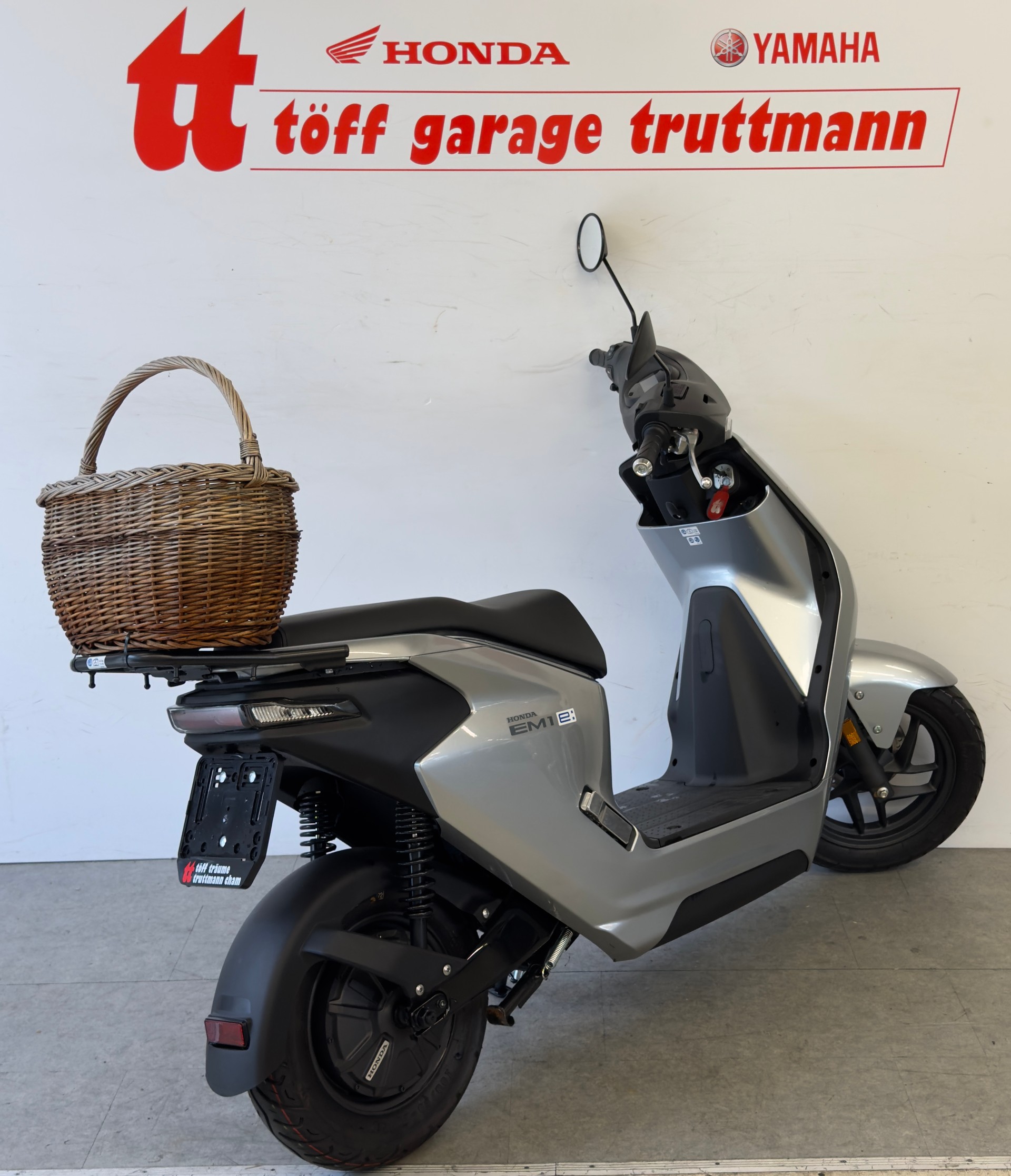 HONDA EM1-E-showroom-element-3