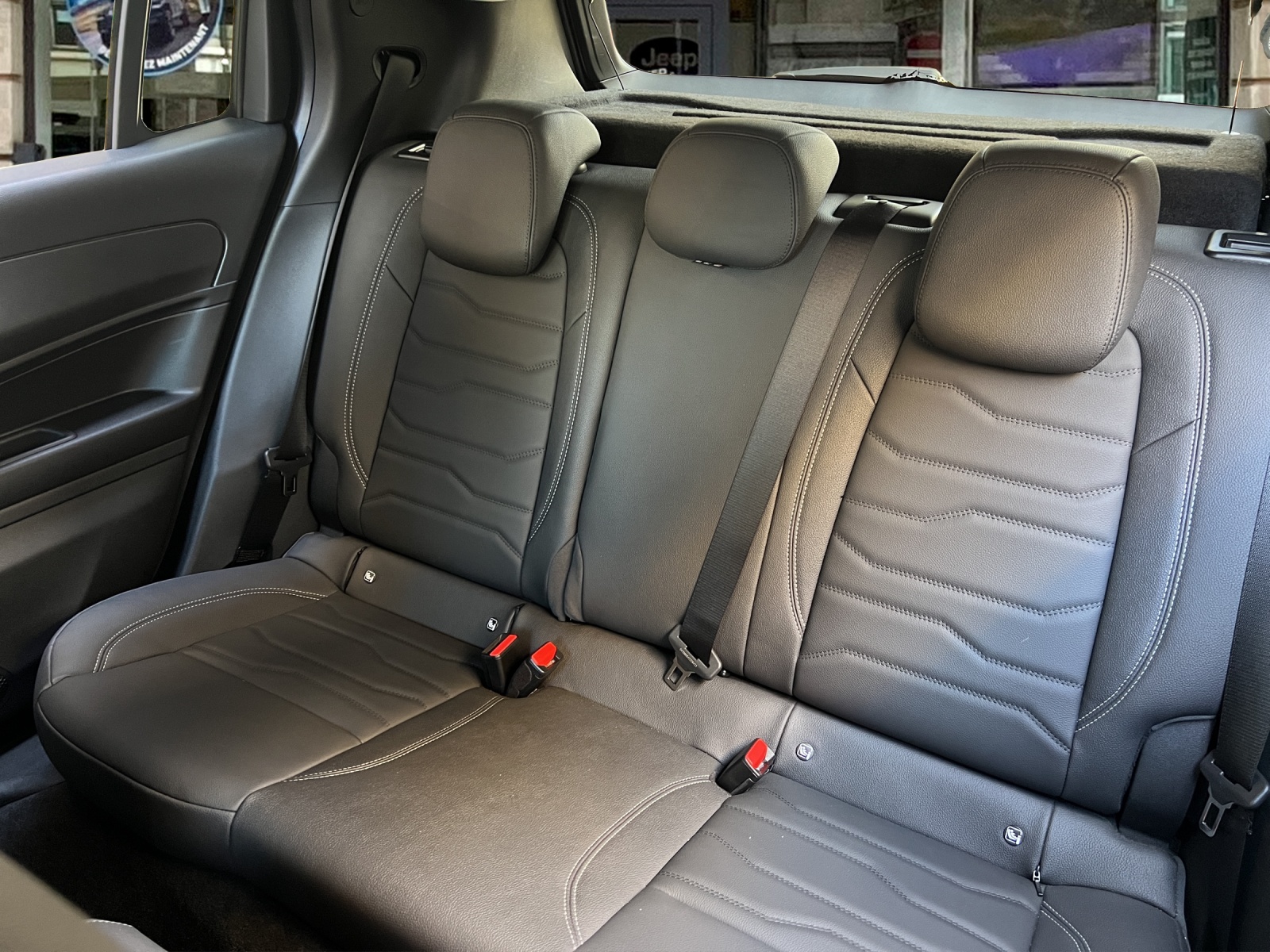 JEEP Avenger 54kWh Summit-image-11