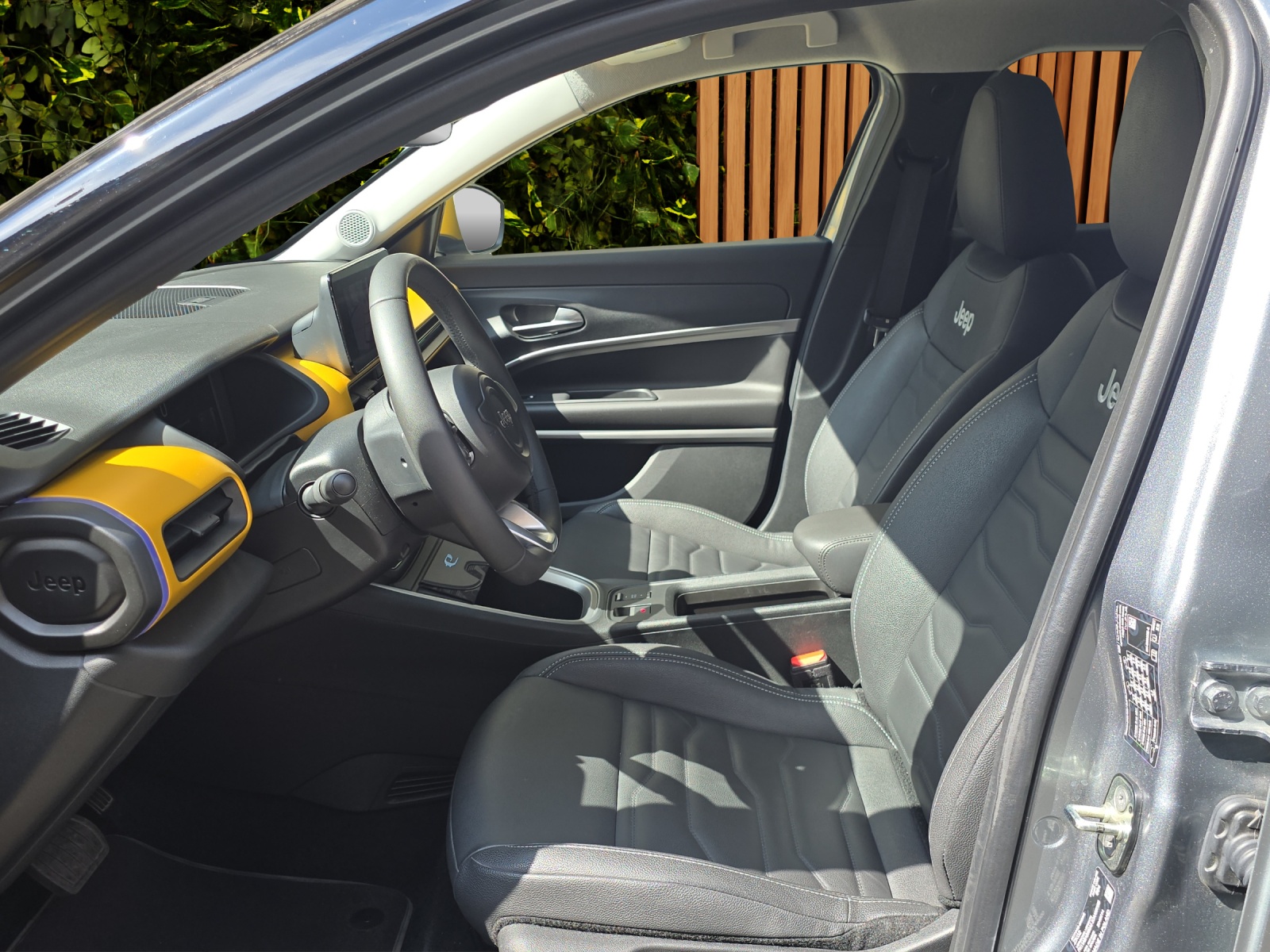 JEEP Avenger 54kWh Summit-image-8