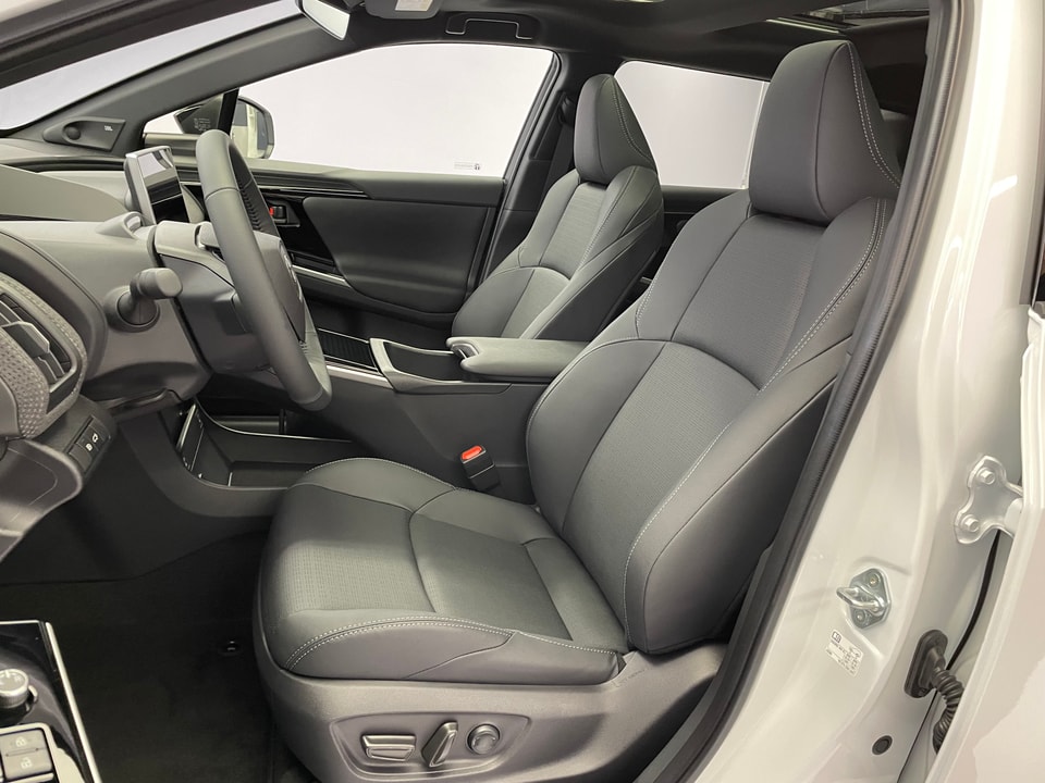 bZ4X Electric 71.4 kWh Premium 11 kW OBC